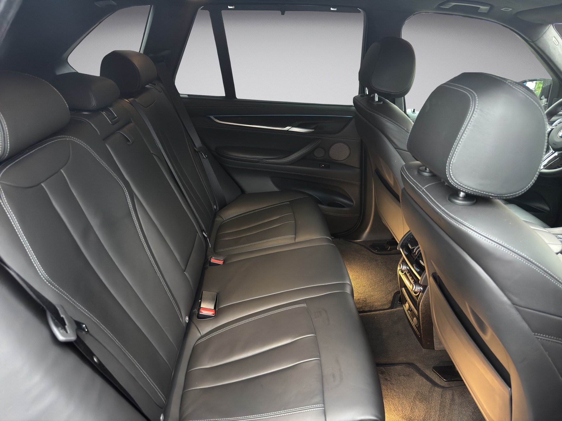 BMW X5M Steptronic-image-12
