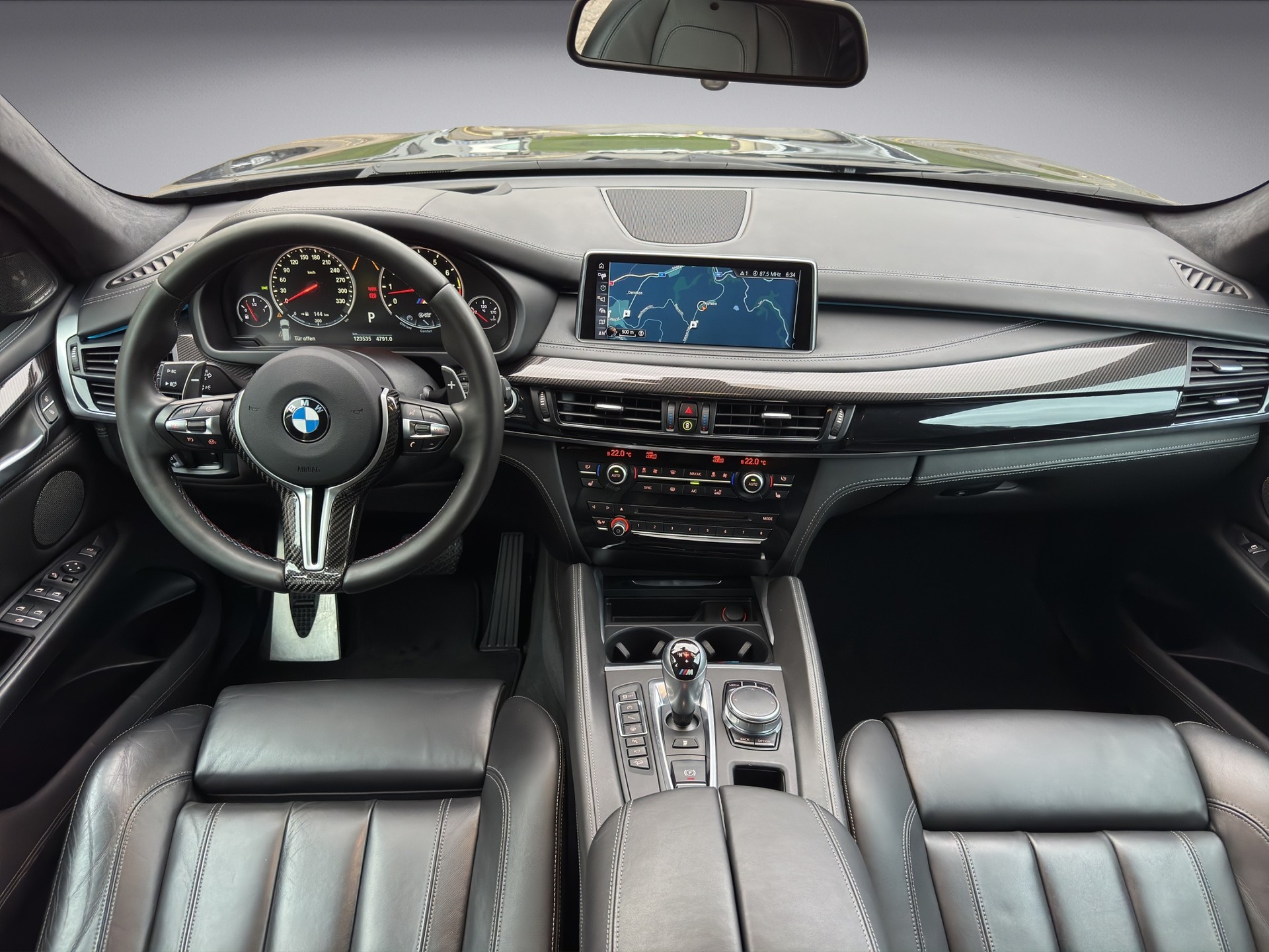 BMW X5M Steptronic-image-9