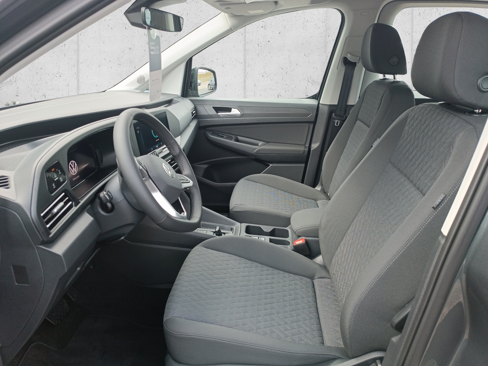 VW Caddy 1.5 TSI Life DSG-image-8