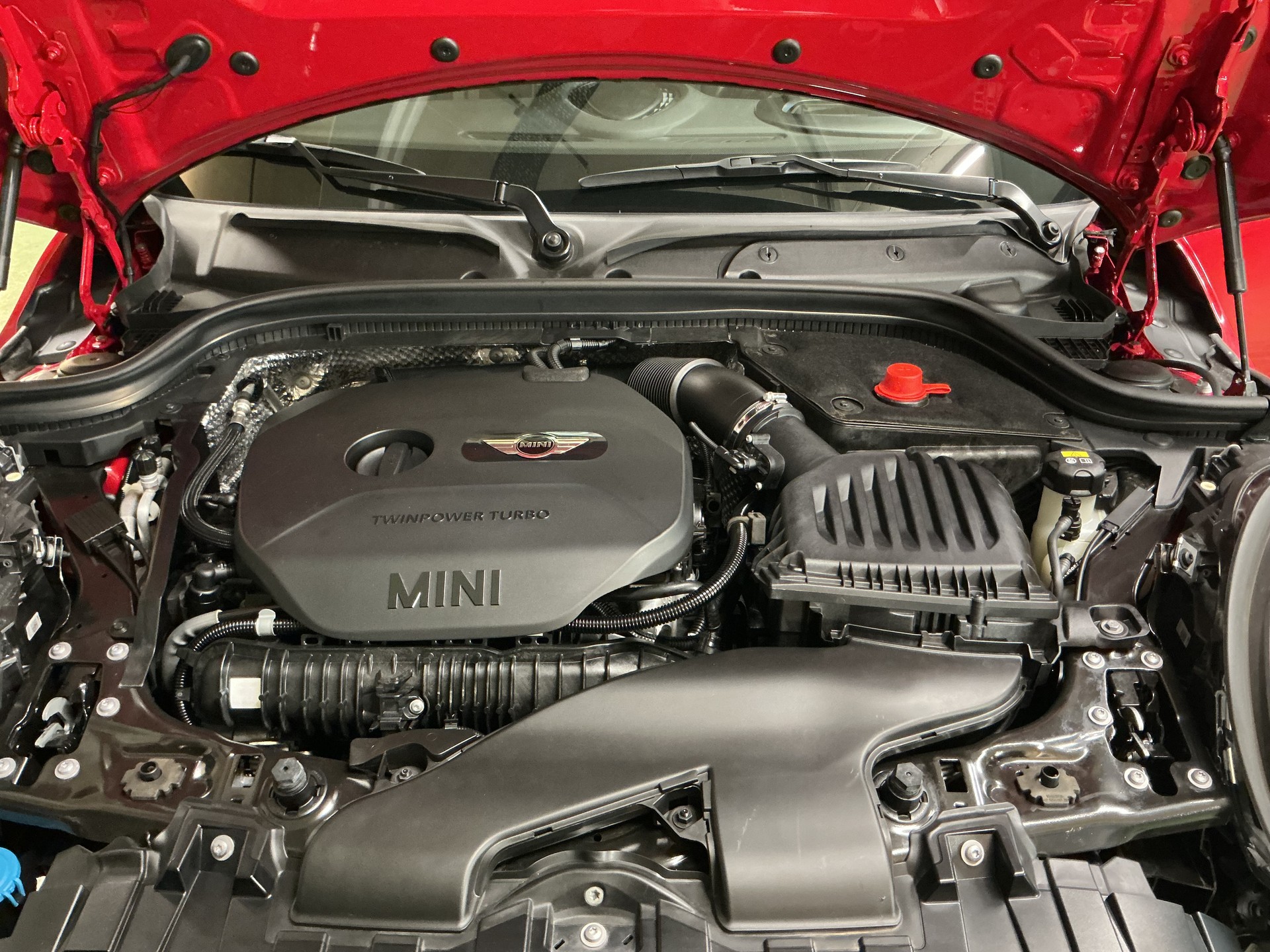 MINI Cooper John Cooper Works Steptronic-image-13