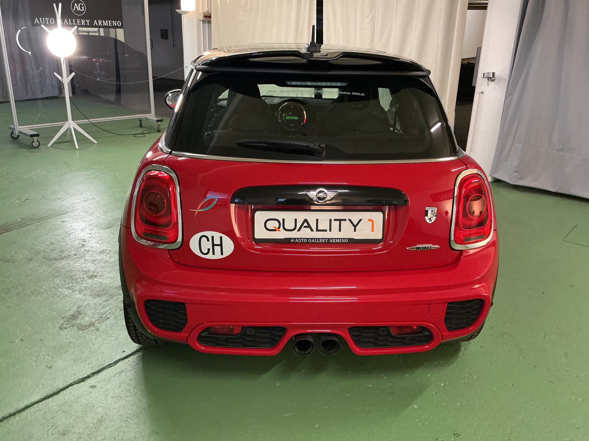 MINI Cooper John Cooper Works Steptronic-image-4