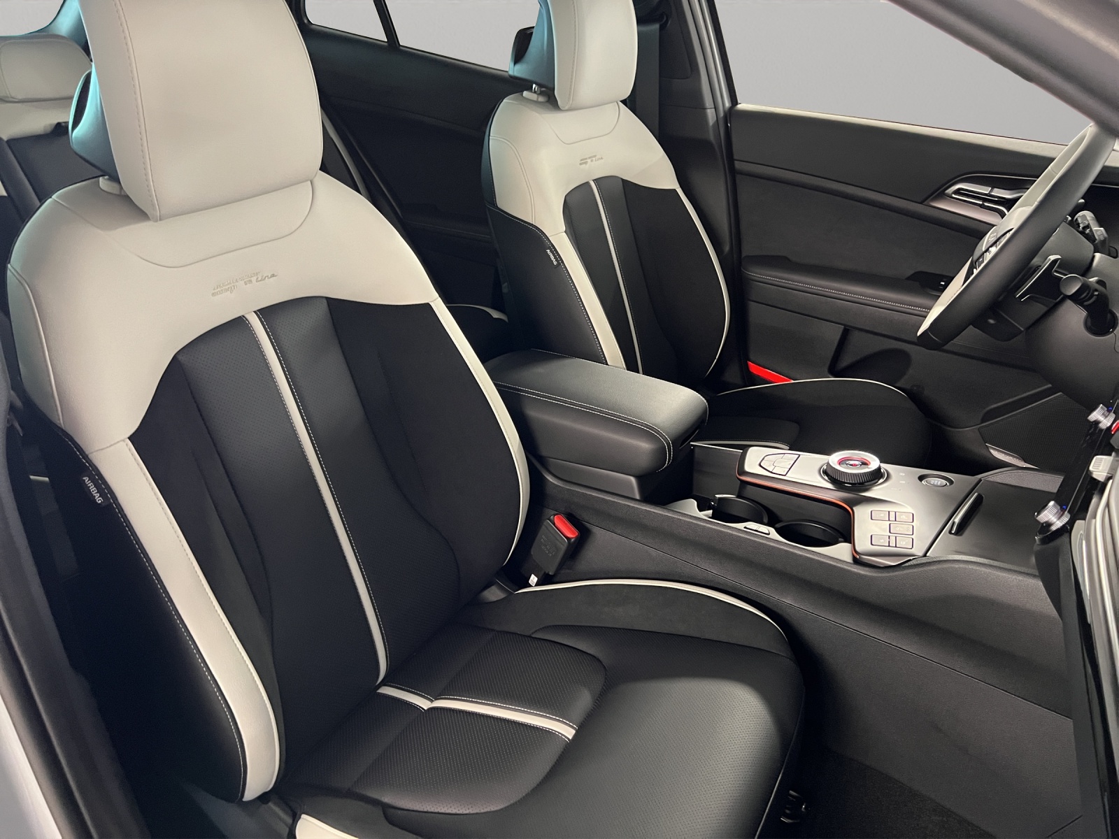 KIA Sportage 1.6 T GT-Line-image-13