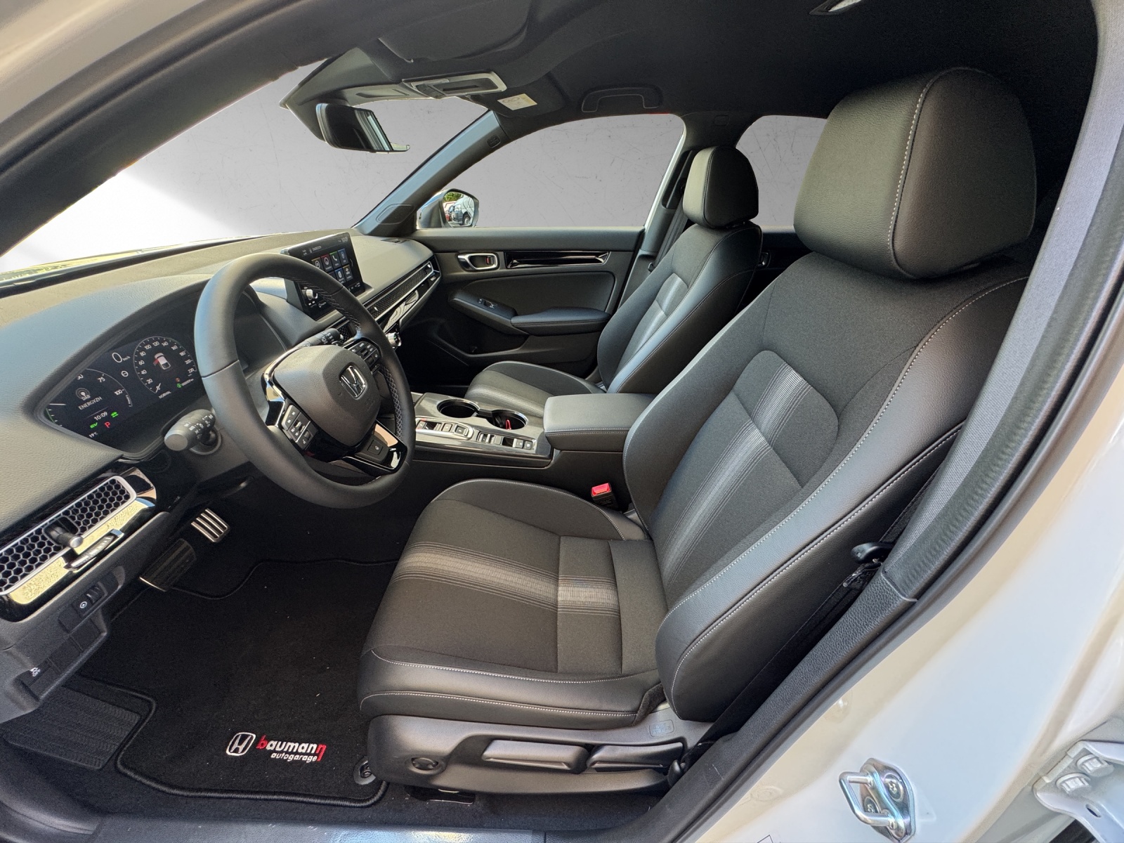 HONDA Civic 2.0 i-MMD HEV Sport-image-9