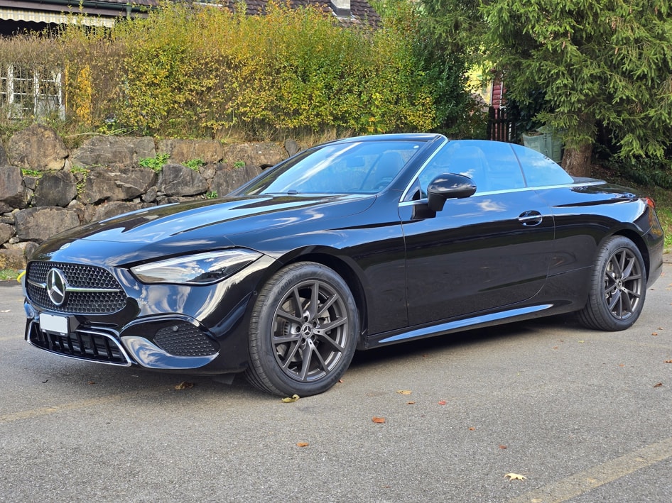 MERCEDES-BENZ CLE 200 Cabrio 4Matic 9G-Tronic-image-4