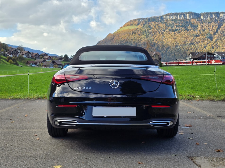 MERCEDES-BENZ CLE 200 Cabrio 4Matic 9G-Tronic-image-2