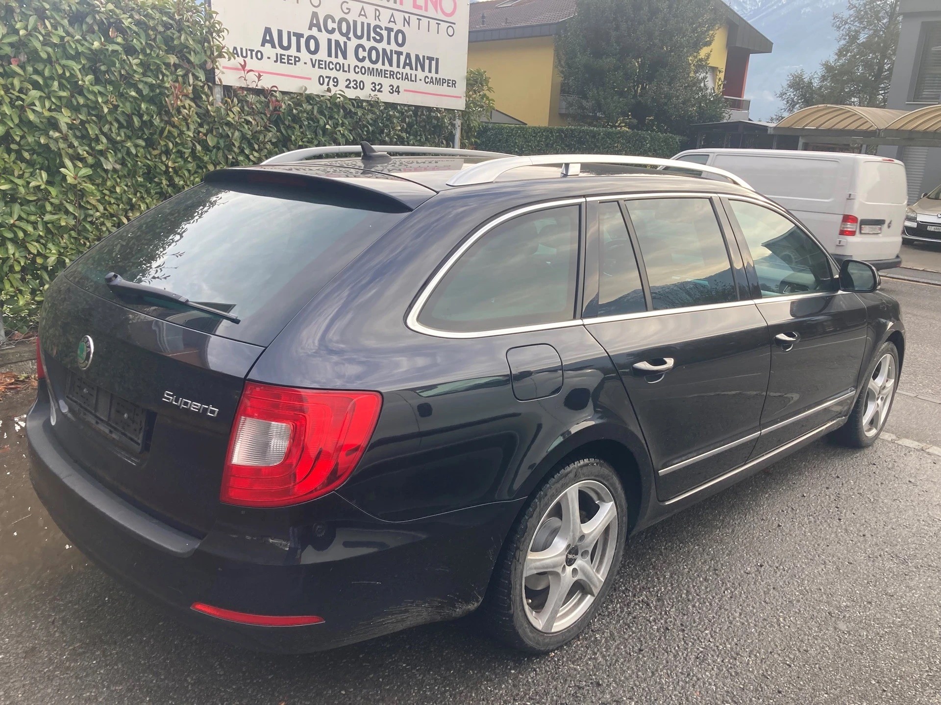 SKODA Superb Combi 1.8 TSI Elegance-image-5