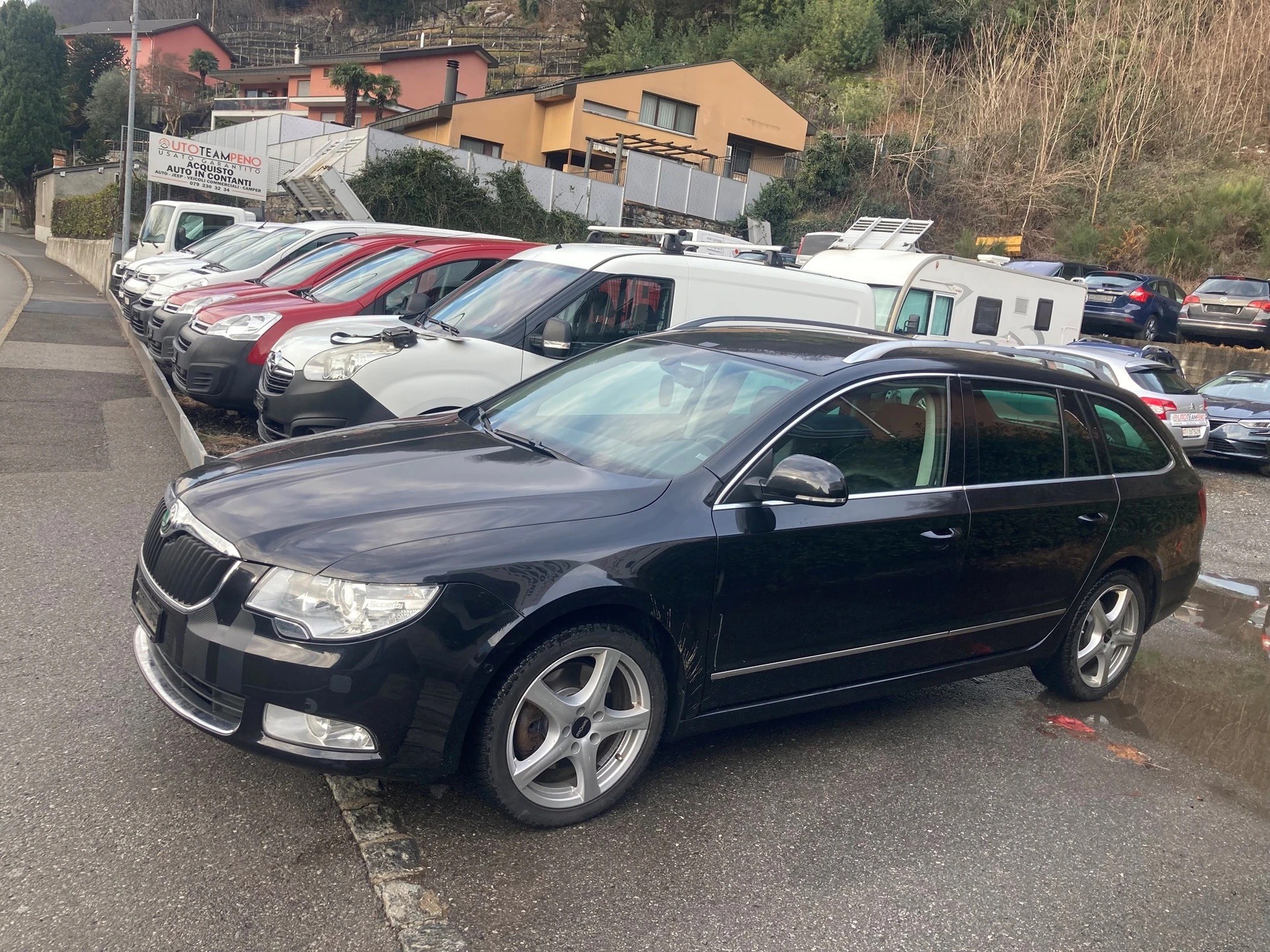 SKODA Superb Combi 1.8 TSI Elegance-image-2