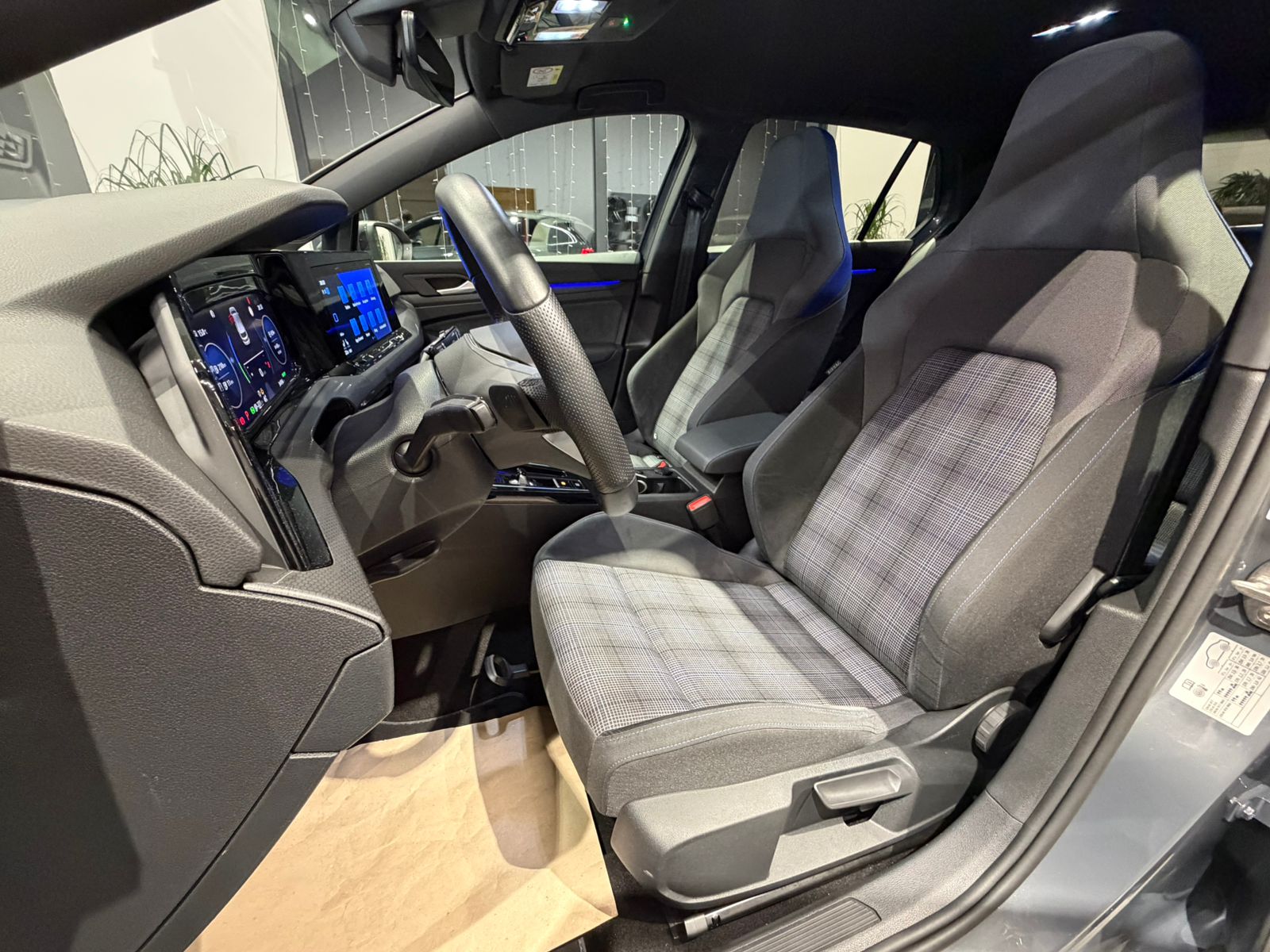 VW Golf 1.4 TSI PHEV GTE-image-14