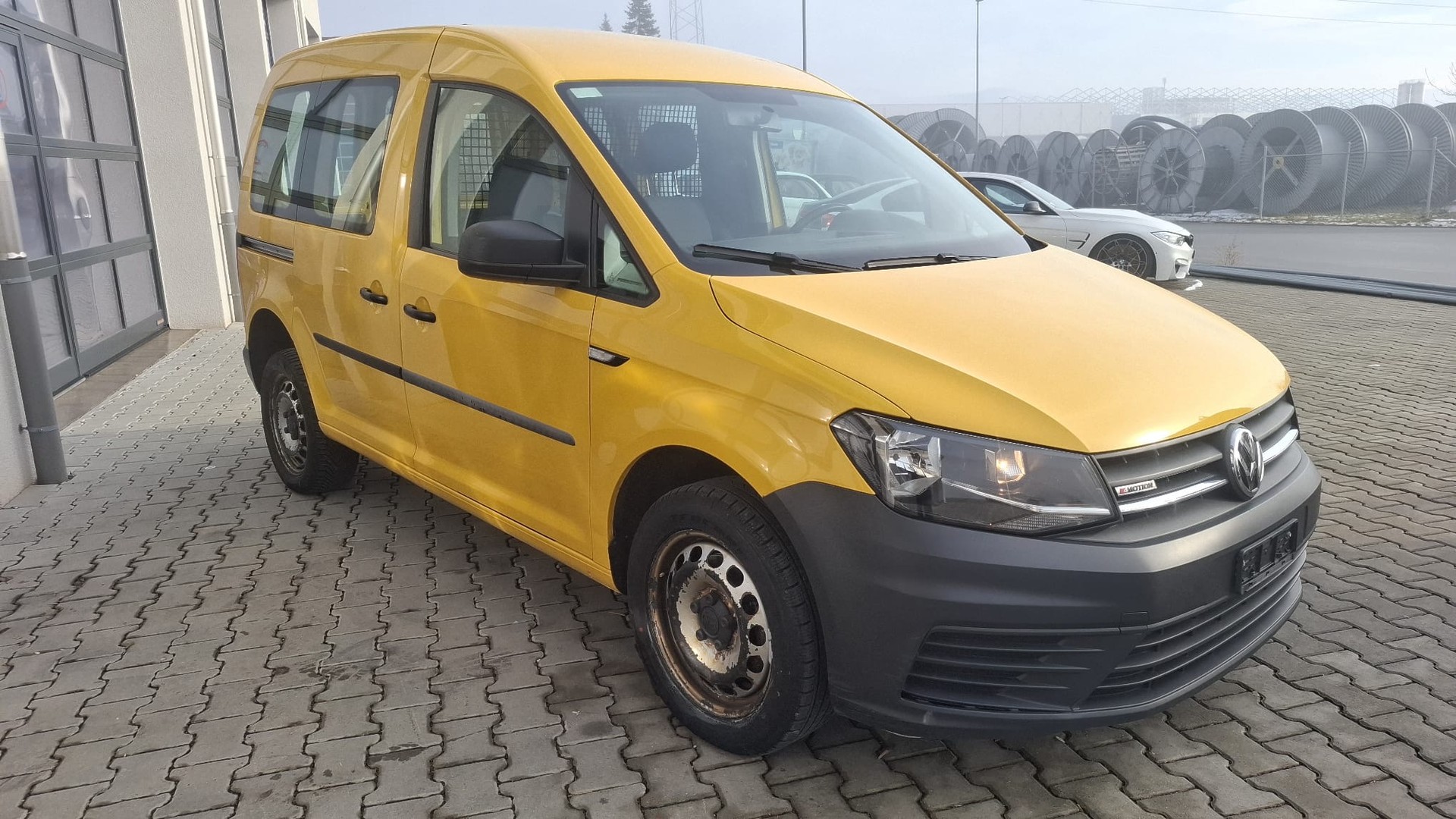 VW Caddy 2.0TDI 4Motion BlueMotion Technology DSG-image-0