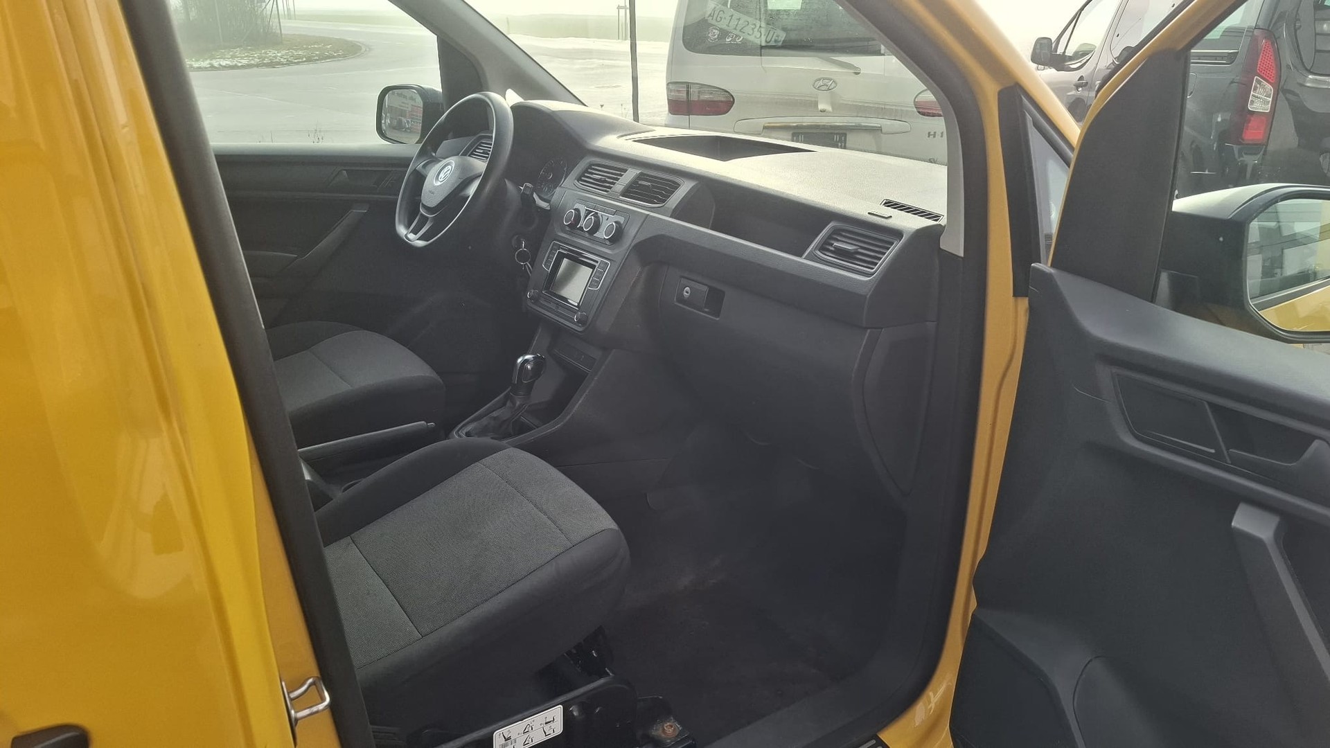 VW Caddy 2.0TDI 4Motion BlueMotion Technology DSG-image-6