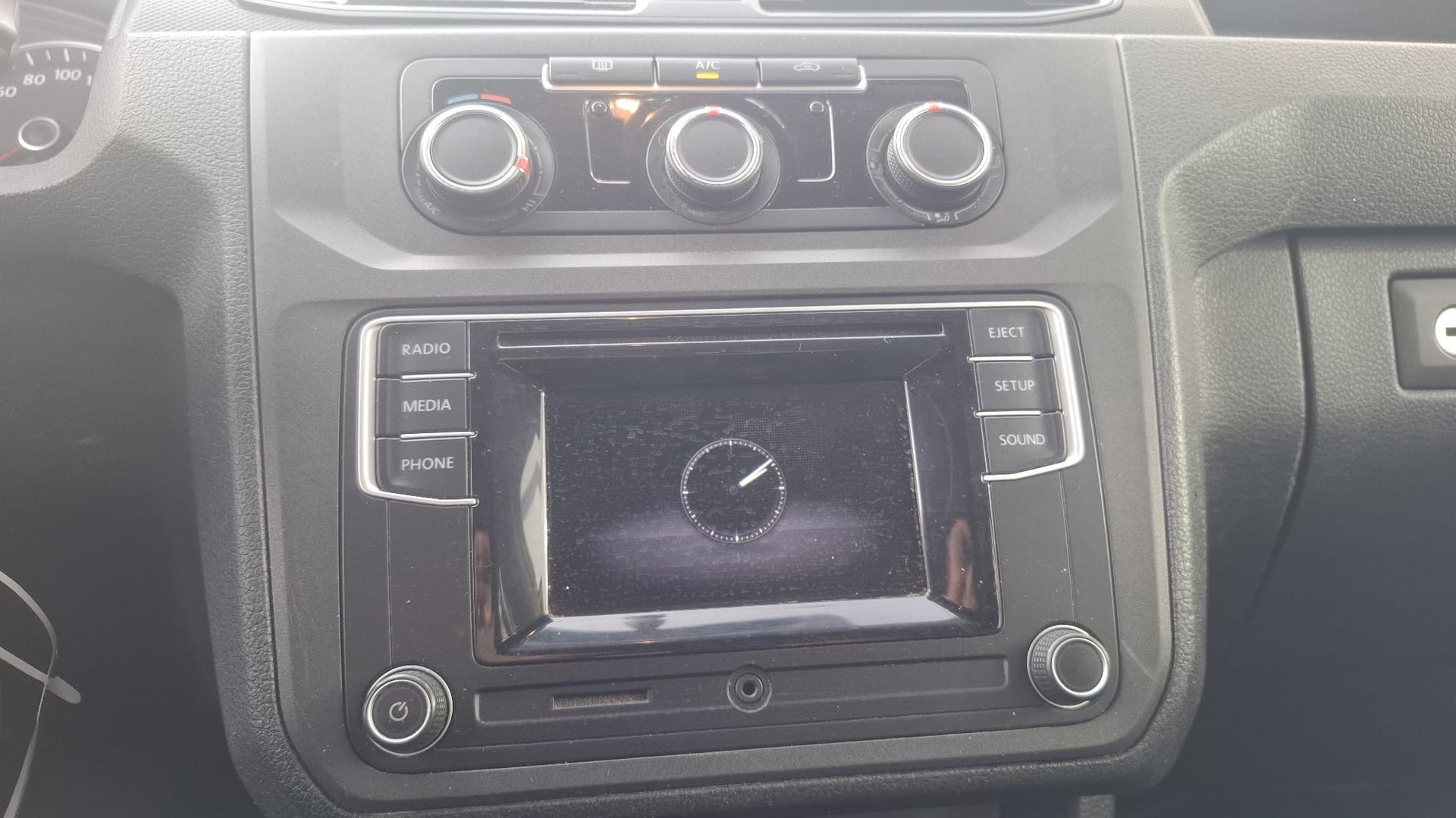 VW Caddy 2.0TDI 4Motion BlueMotion Technology DSG-image-9