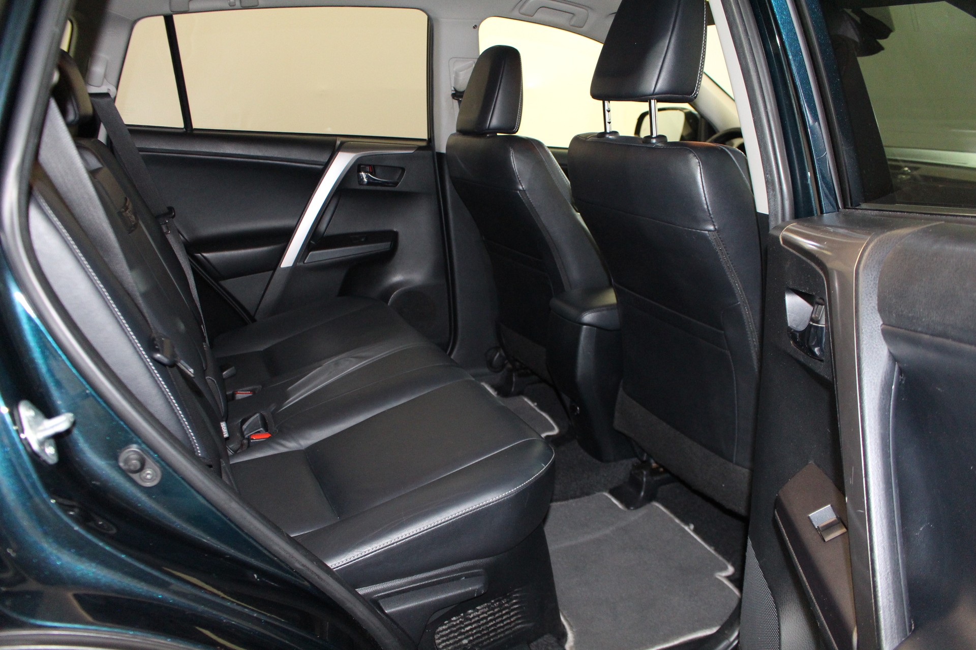 TOYOTA RAV4 2.5 HSD Premium-image-9