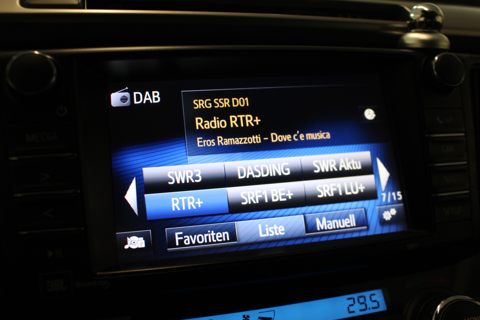 TOYOTA RAV4 2.5 HSD Premium-image-14