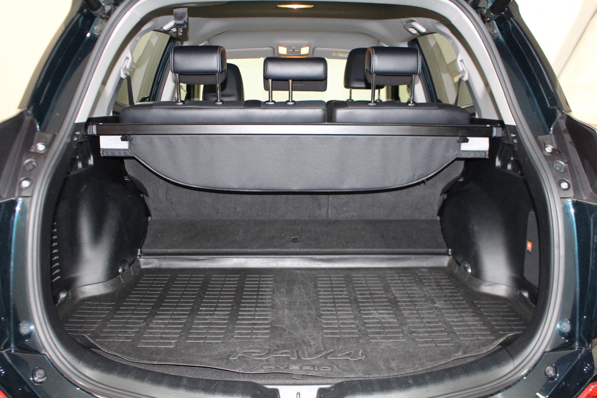 TOYOTA RAV4 2.5 HSD Premium-image-8