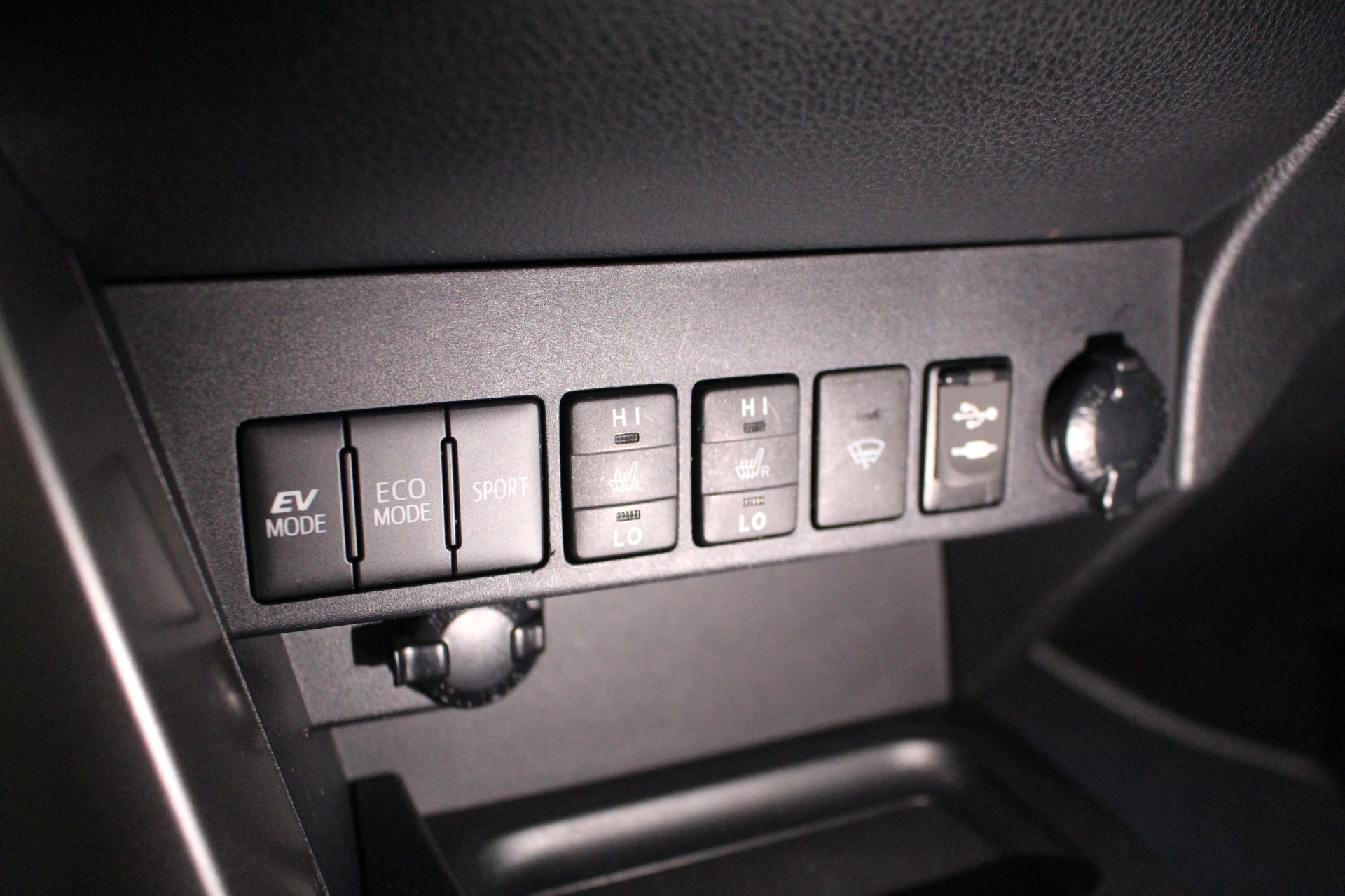 TOYOTA RAV4 2.5 HSD Premium-image-20