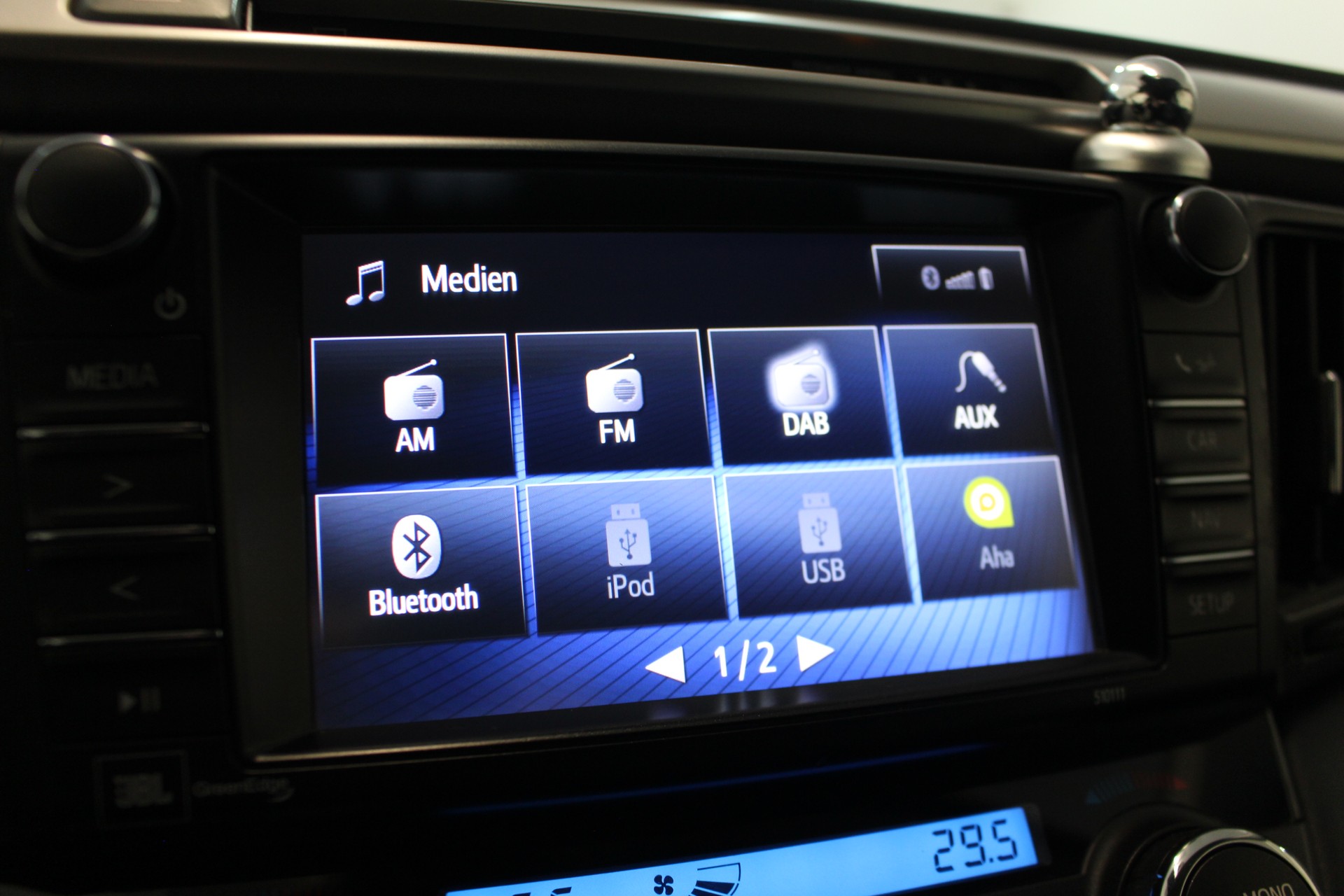 TOYOTA RAV4 2.5 HSD Premium-image-15