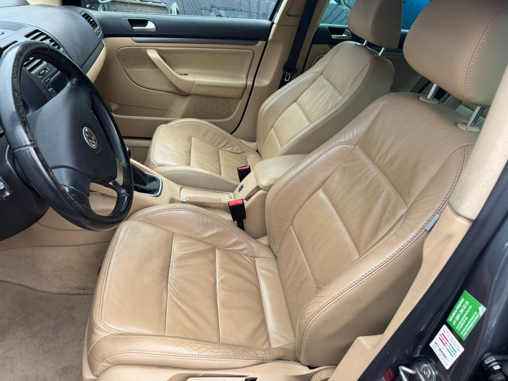 VW Golf Variant 2.0 TDI Comfortline-image-6