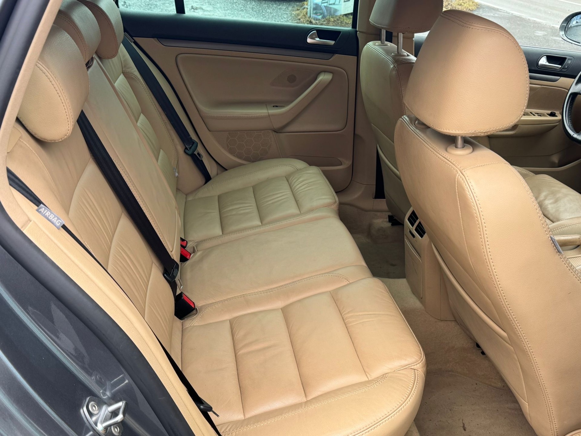 VW Golf Variant 2.0 TDI Comfortline-image-11