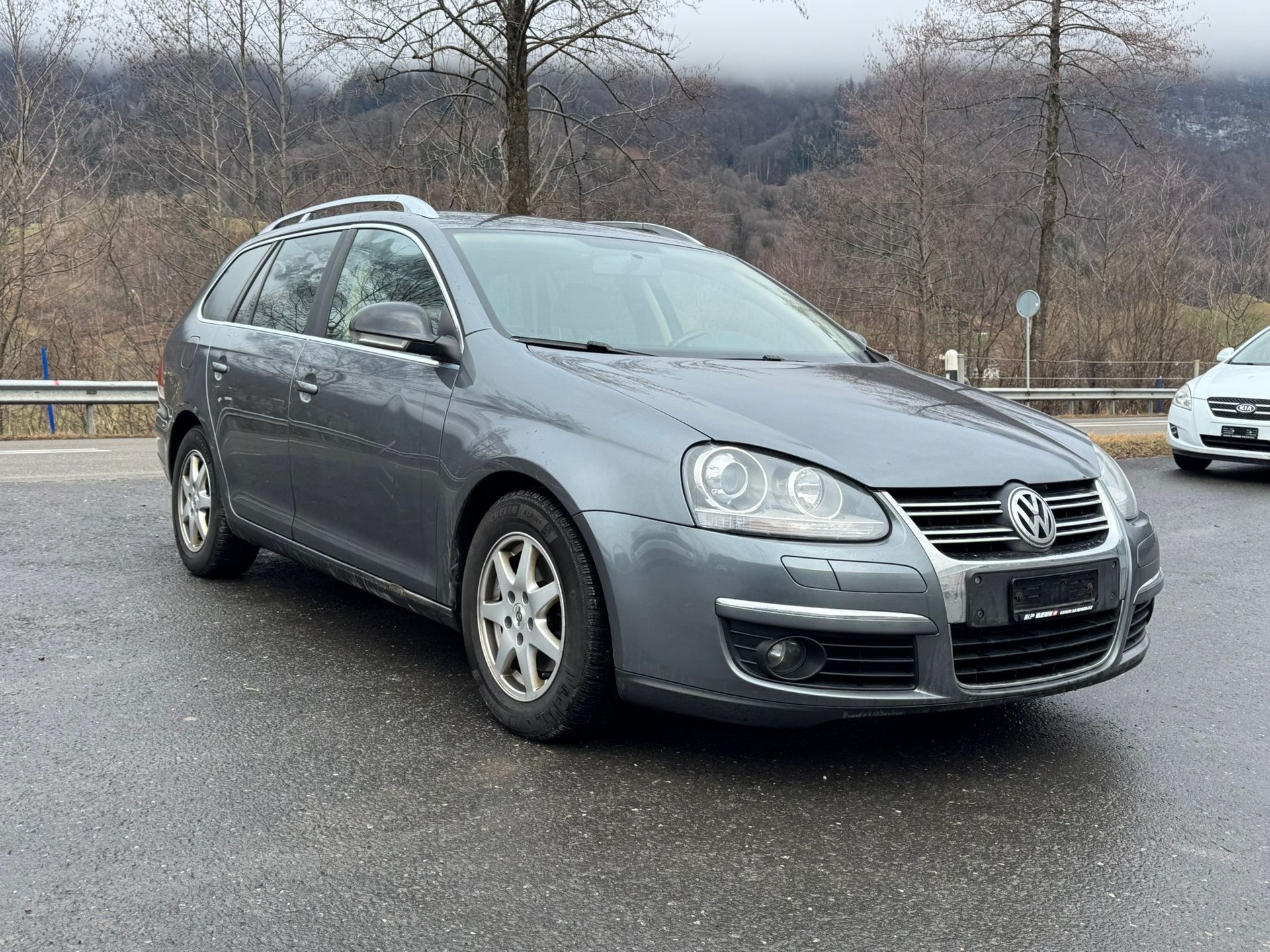 VW Golf Variant 2.0 TDI Comfortline-image-2