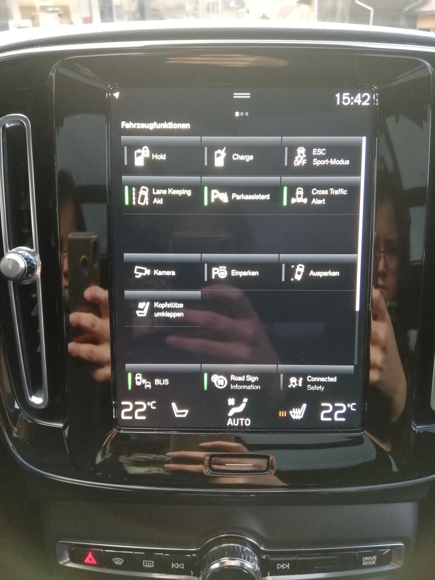 VOLVO XC40 1.5 T5 PiH Ultimate Dark-image-20