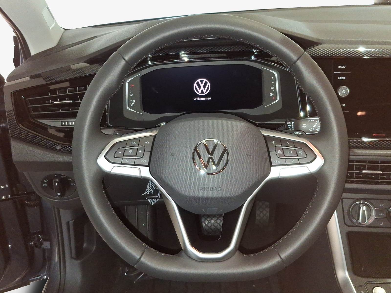 VW Polo 1.0 TSI Life DSG-image-9