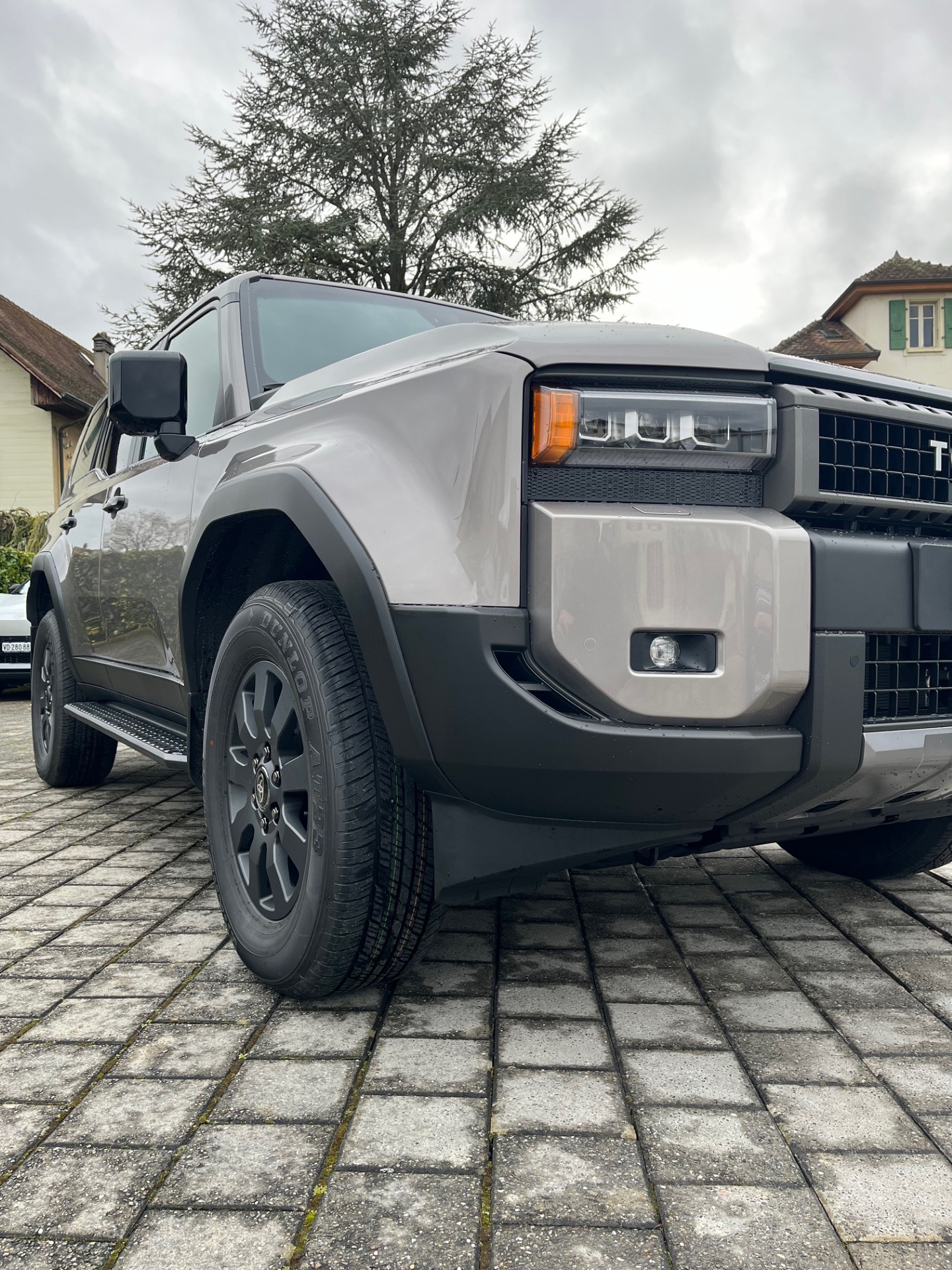 TOYOTA Land Cruiser 2.8D 48V Style-image-11