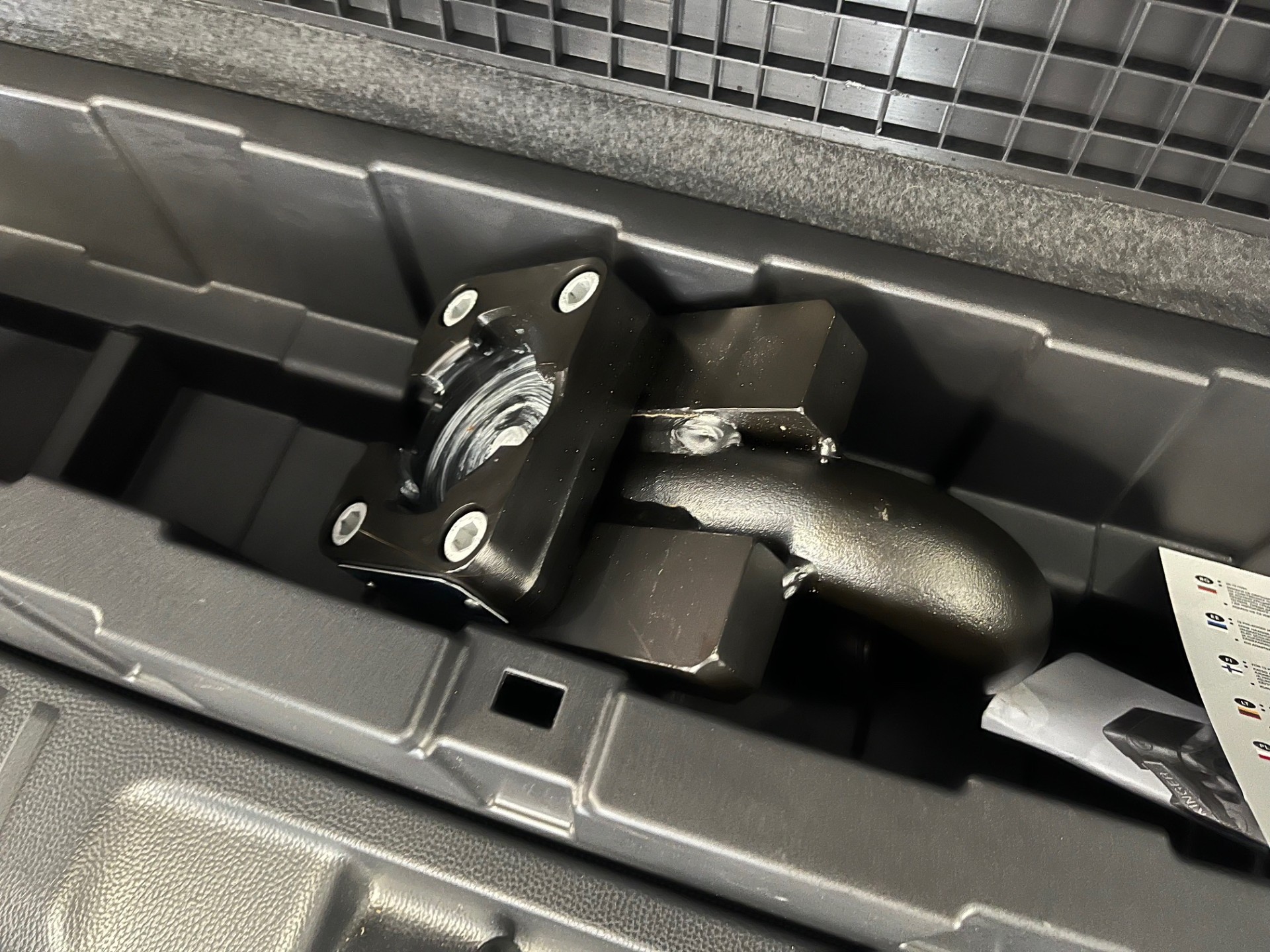 TOYOTA Land Cruiser 2.8D 48V Style-image-12