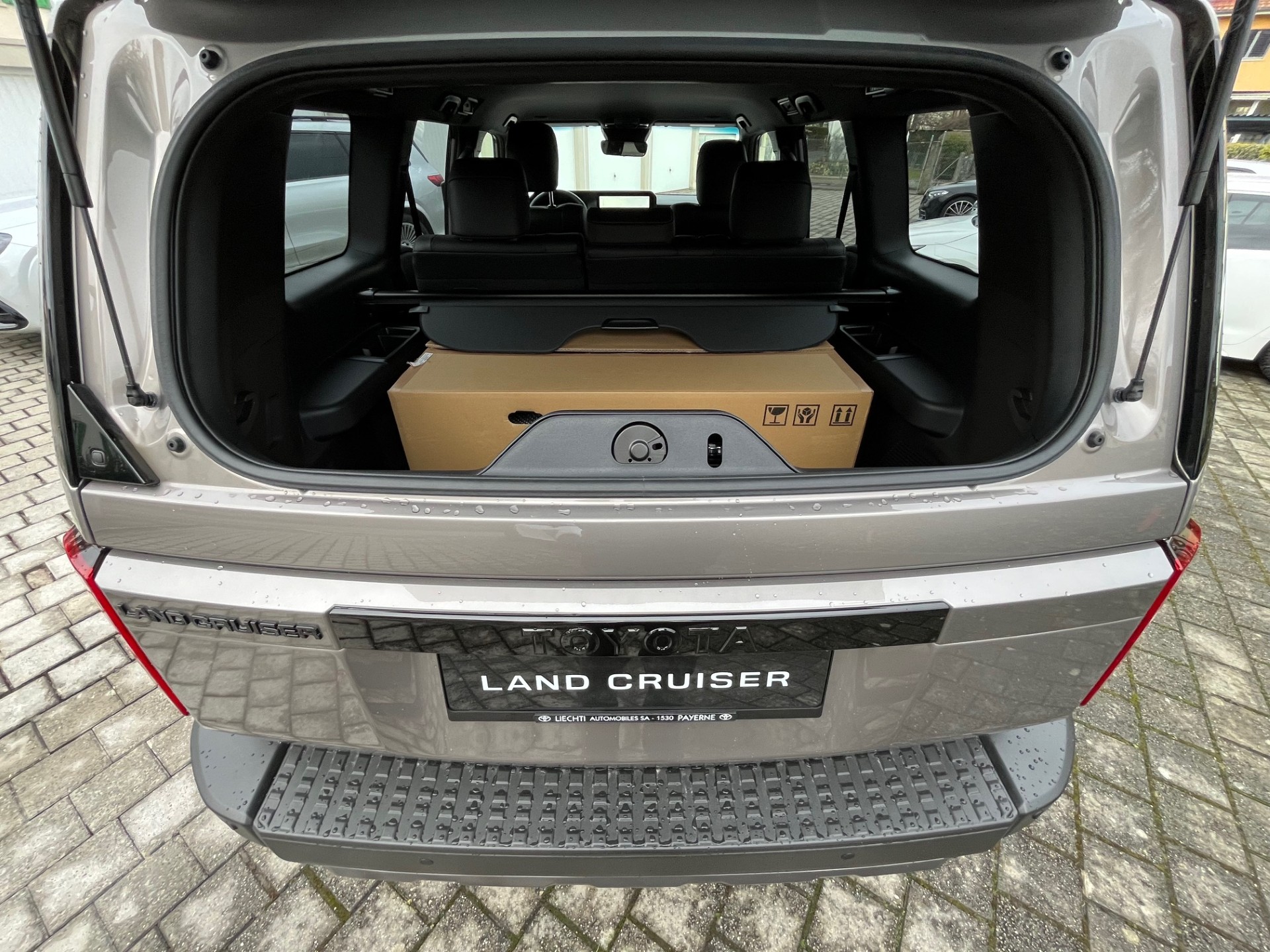 TOYOTA Land Cruiser 2.8D 48V Style-image-20