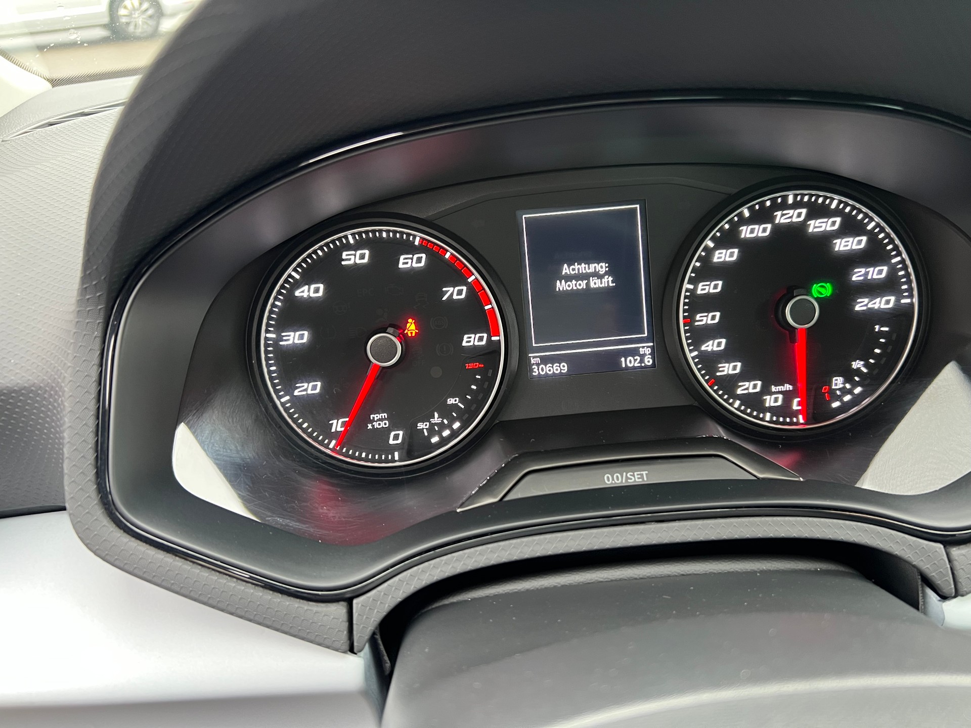 SEAT Arona 1.0 TSI Eco Style DSG-image-12