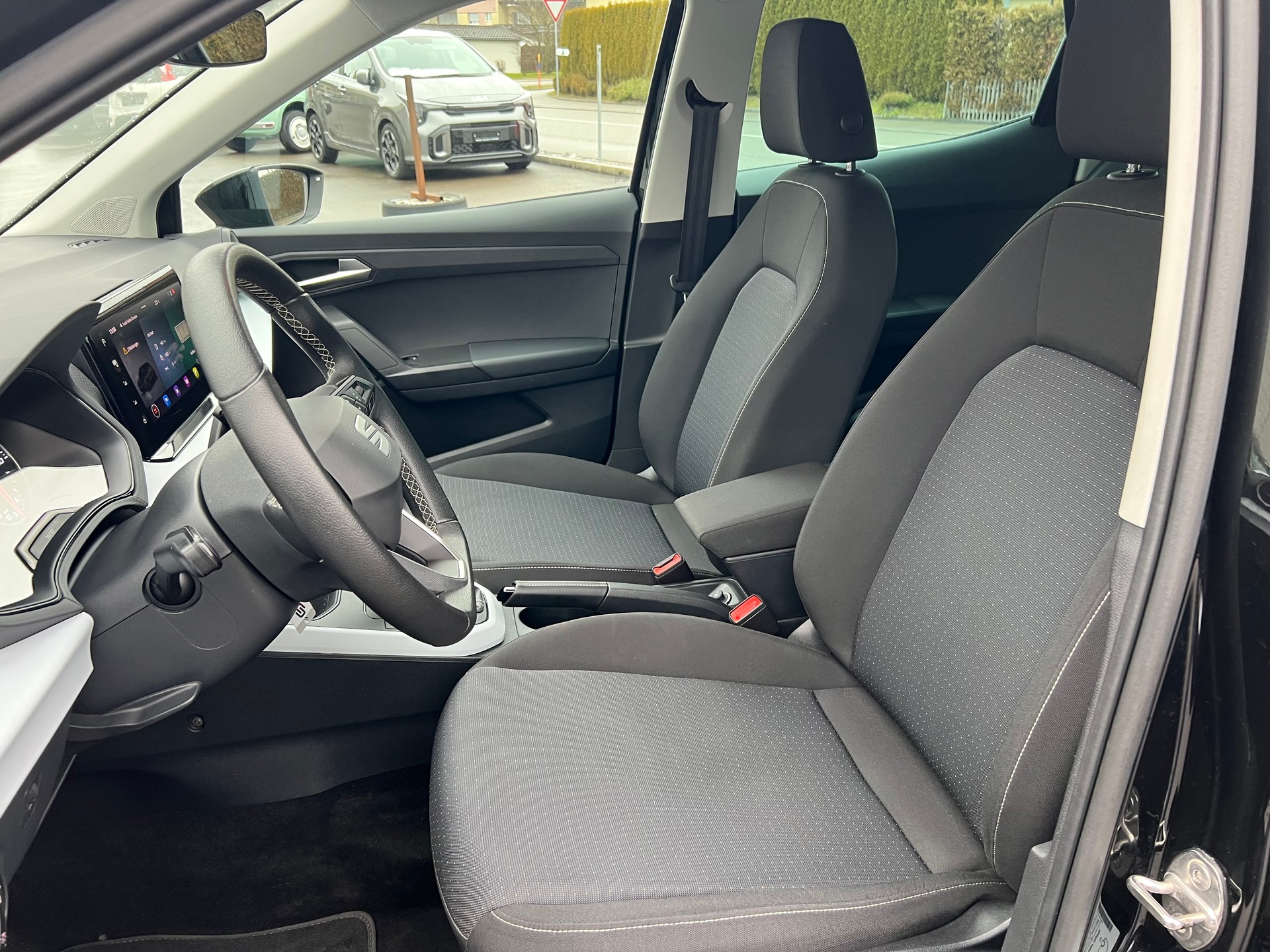 SEAT Arona 1.0 TSI Eco Style DSG-image-9