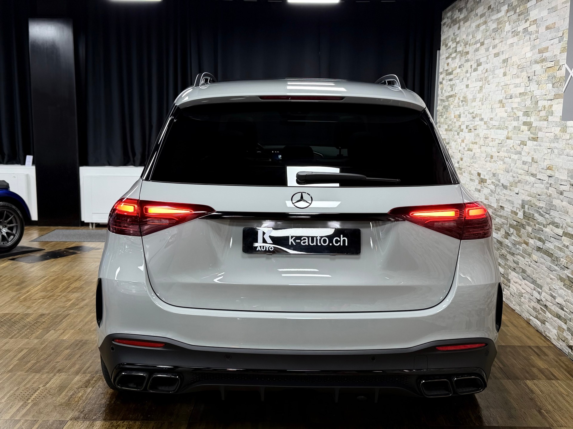 MERCEDES-BENZ GLE 450 d 4Matic 9G-Tronic - 63AMG Optik-showroom-element-2