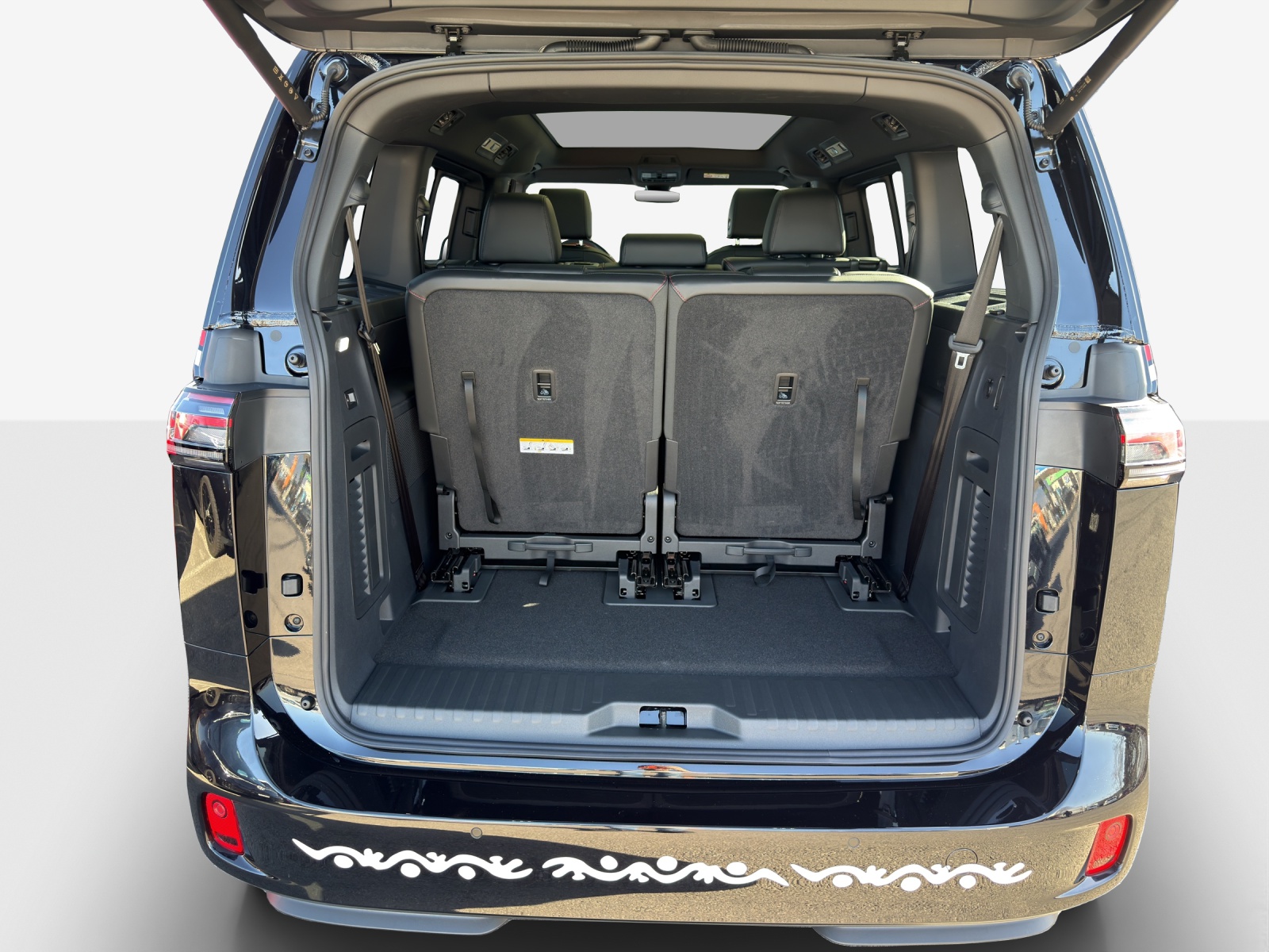 VW ID.Buzz LWB GTX 4 Motion-image-12