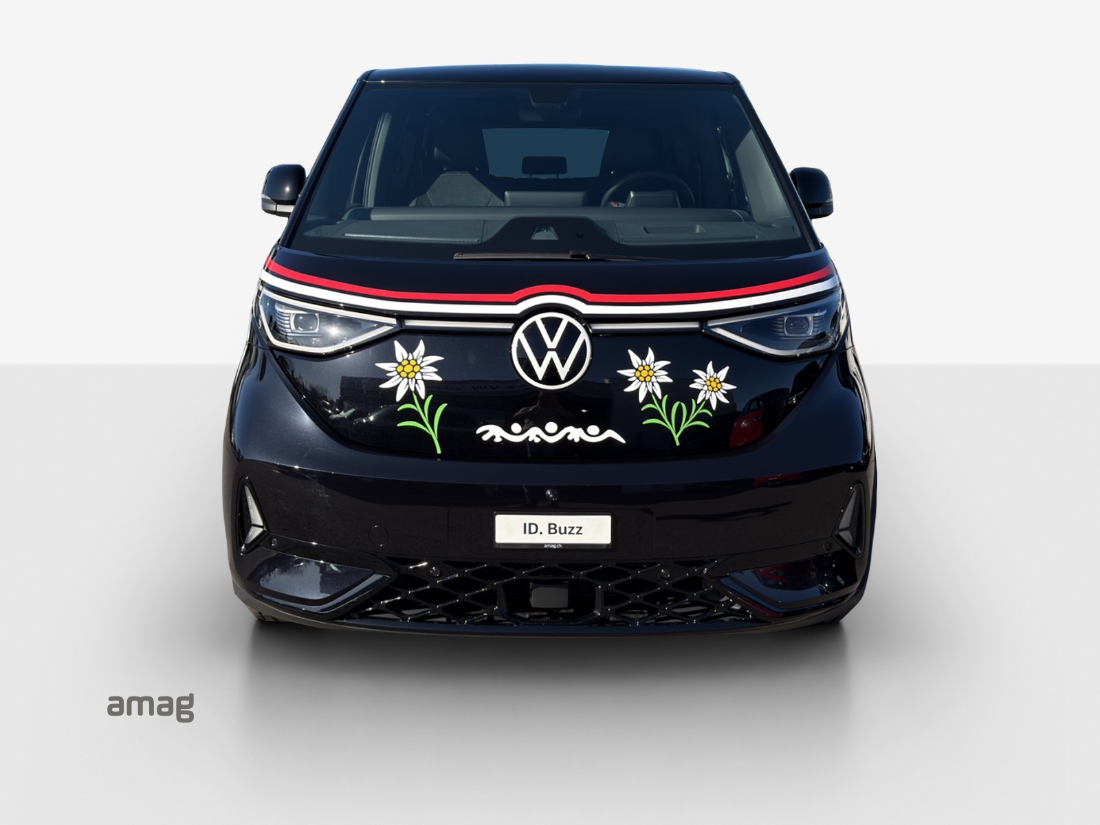 VW ID.Buzz LWB GTX 4 Motion-image-6