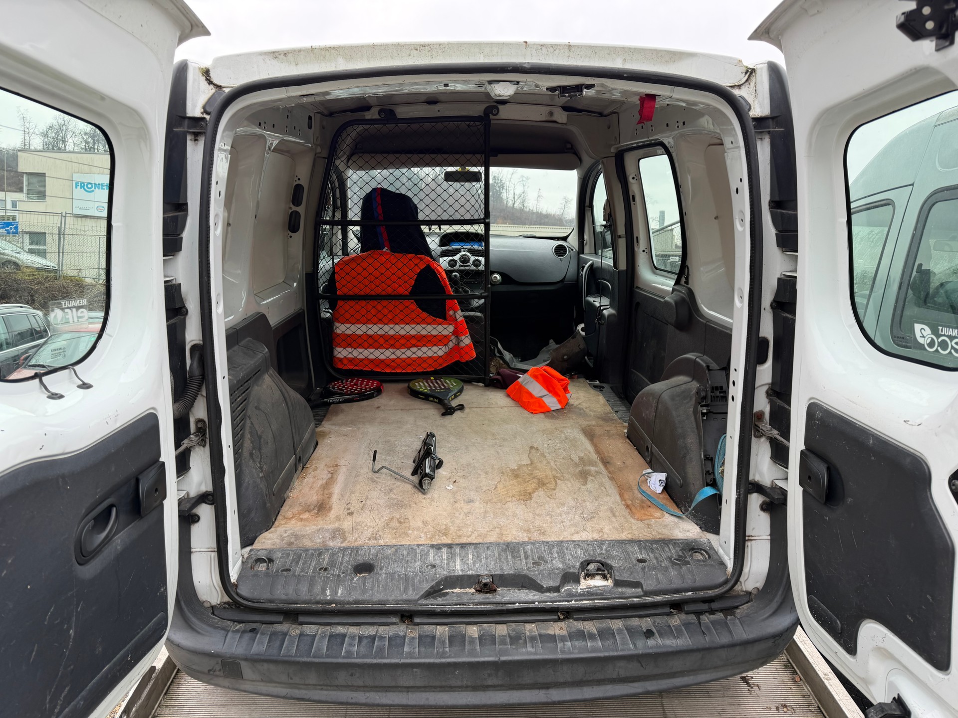 RENAULT Kangoo dCi90-image-5