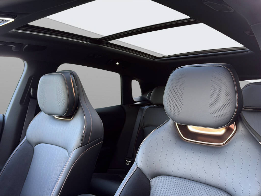 LYNK & CO 08-image-6
