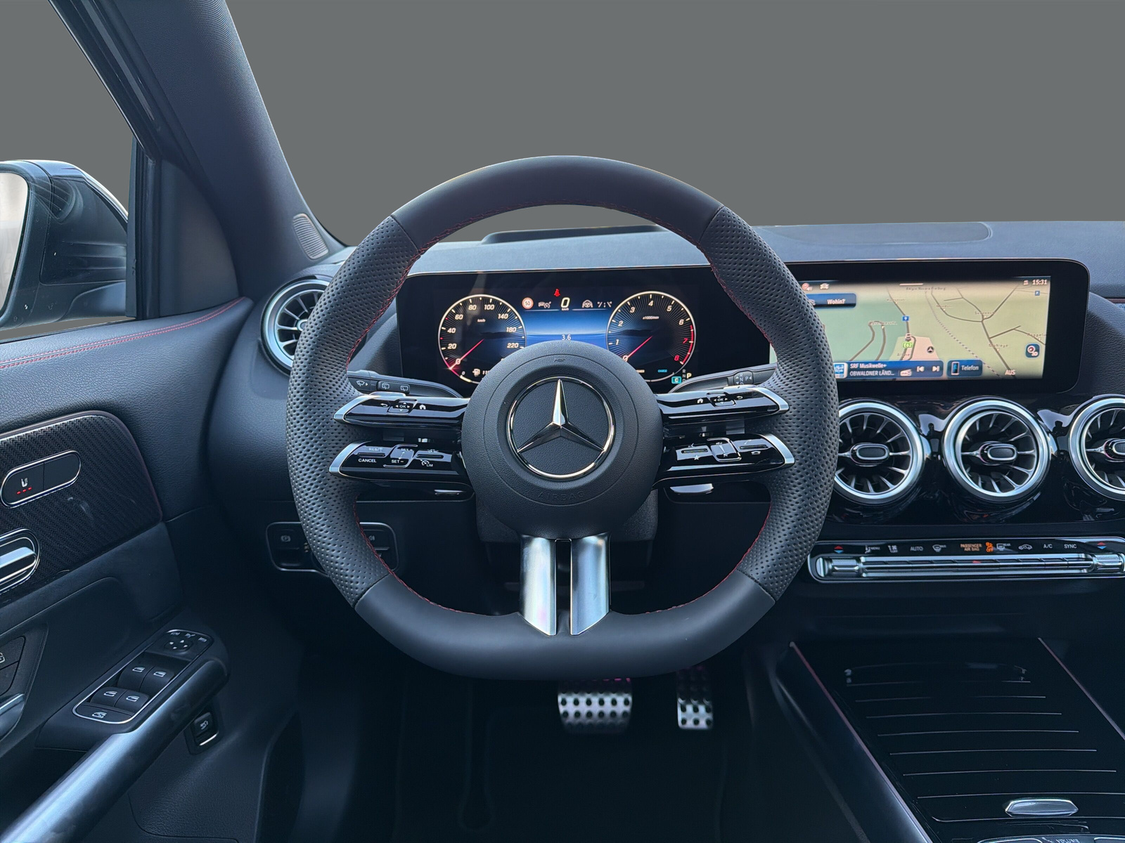 MERCEDES-BENZ GLA 250 4Matic 8G-DCT Swiss Star-image-9