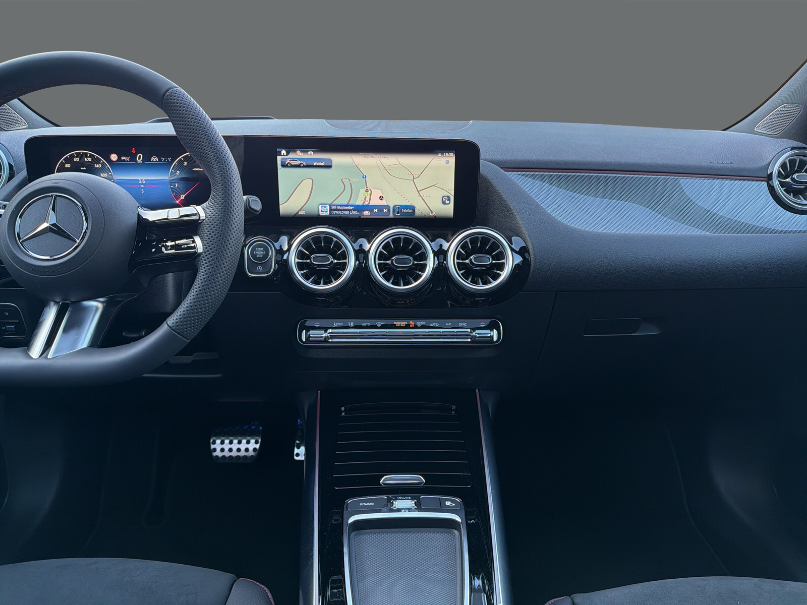 MERCEDES-BENZ GLA 250 4Matic 8G-DCT Swiss Star-image-14