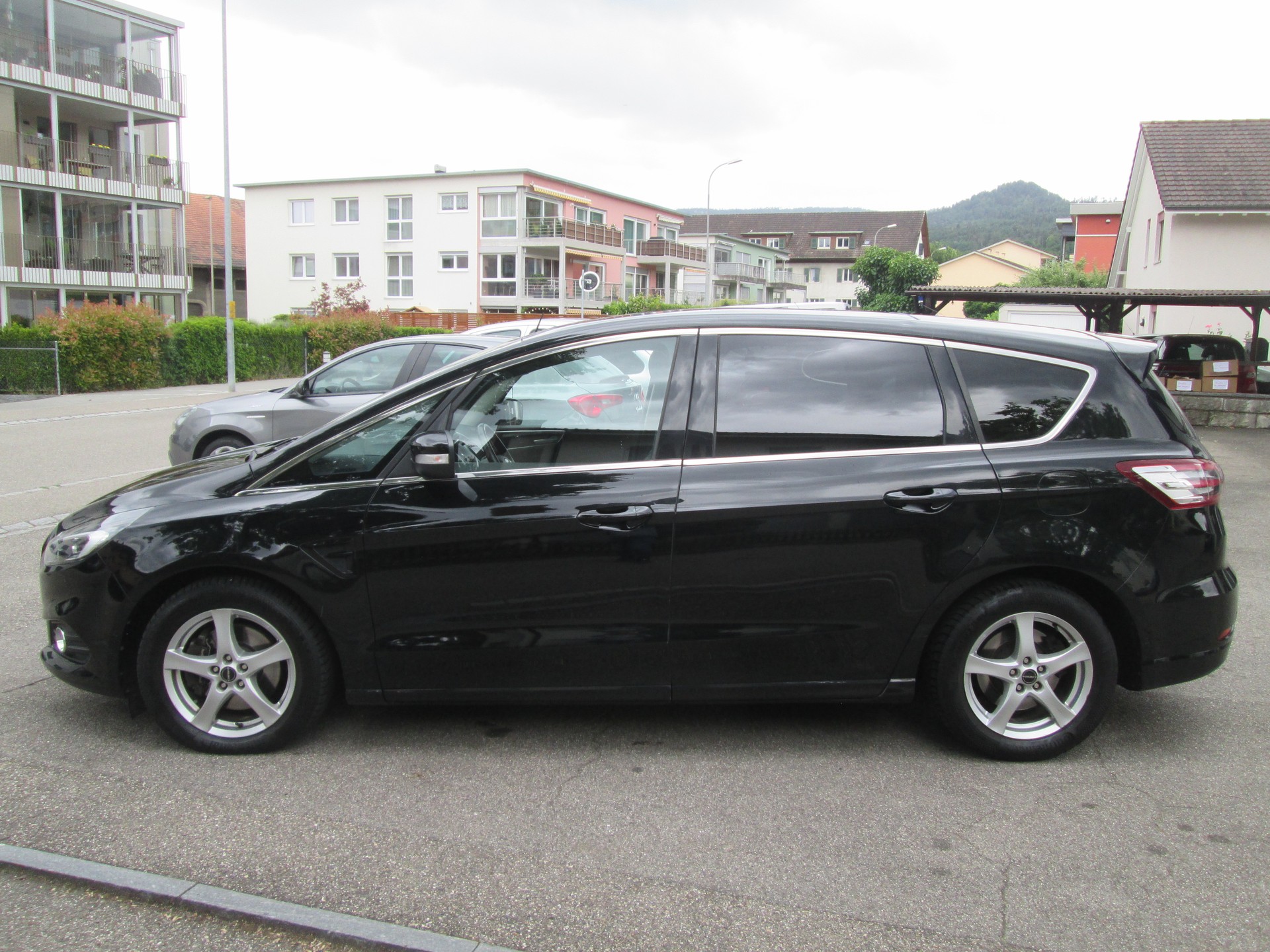 FORD S-Max 2.0 TDCi Titanium AWD PowerShift-image-1