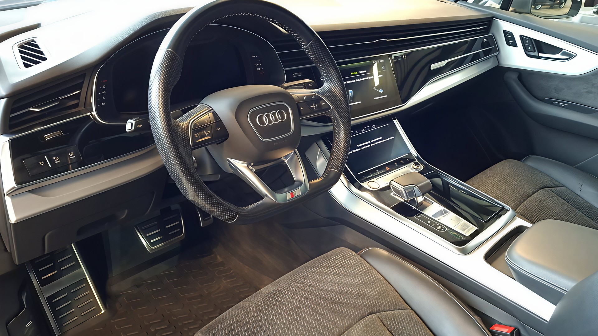 AUDI SQ7 4.0 TDI quattro tiptronic-image-6