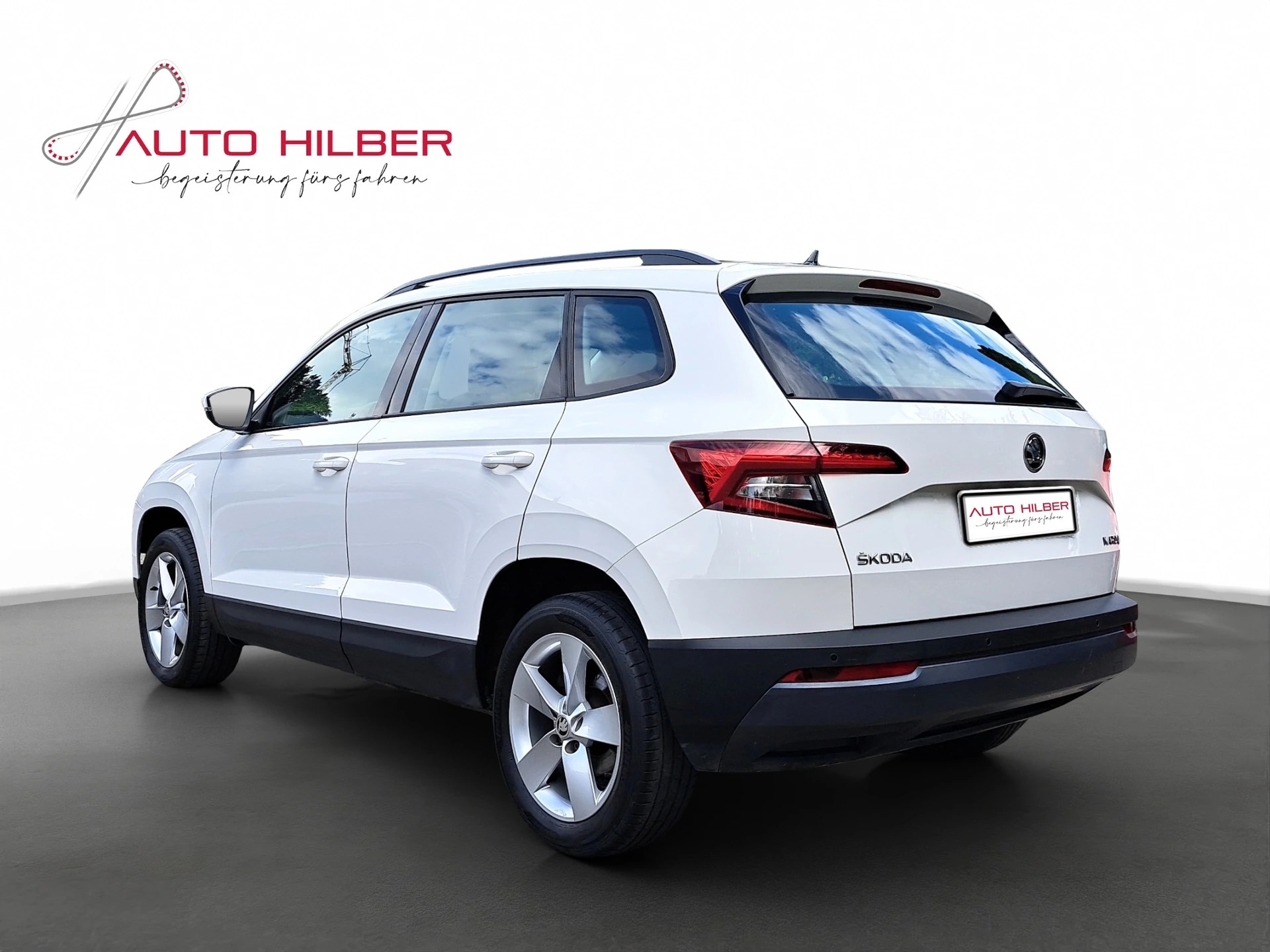 SKODA Karoq 1.0 TSI Ambition DSG-image-3