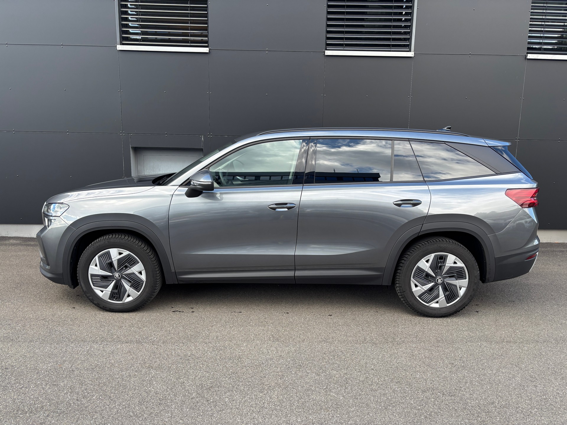 SKODA Kodiaq 2.0 TSI Selection 4x4-showroom-element-1