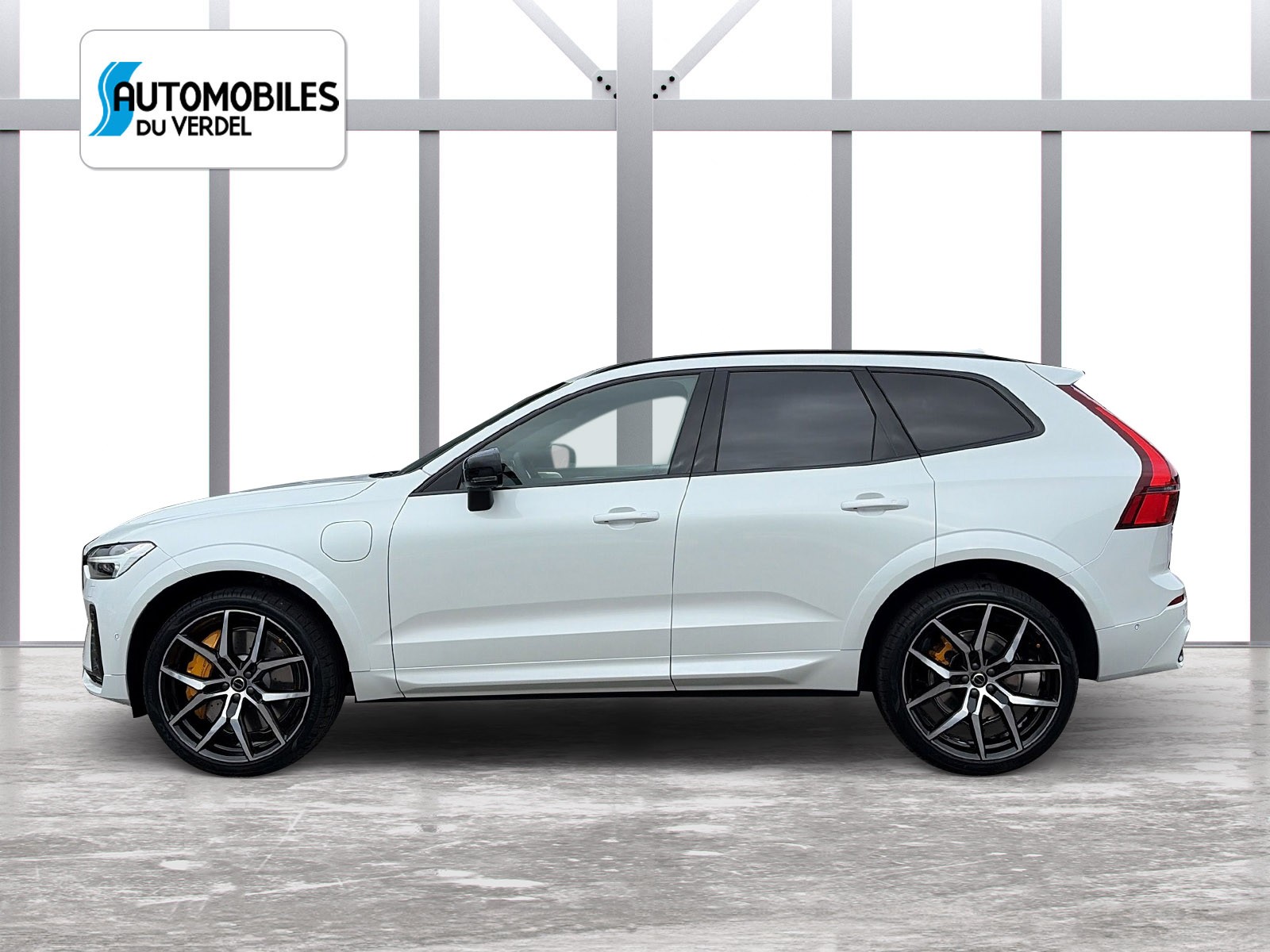 VOLVO XC60 2.0 T8 TE Polestar eAWD-image-1