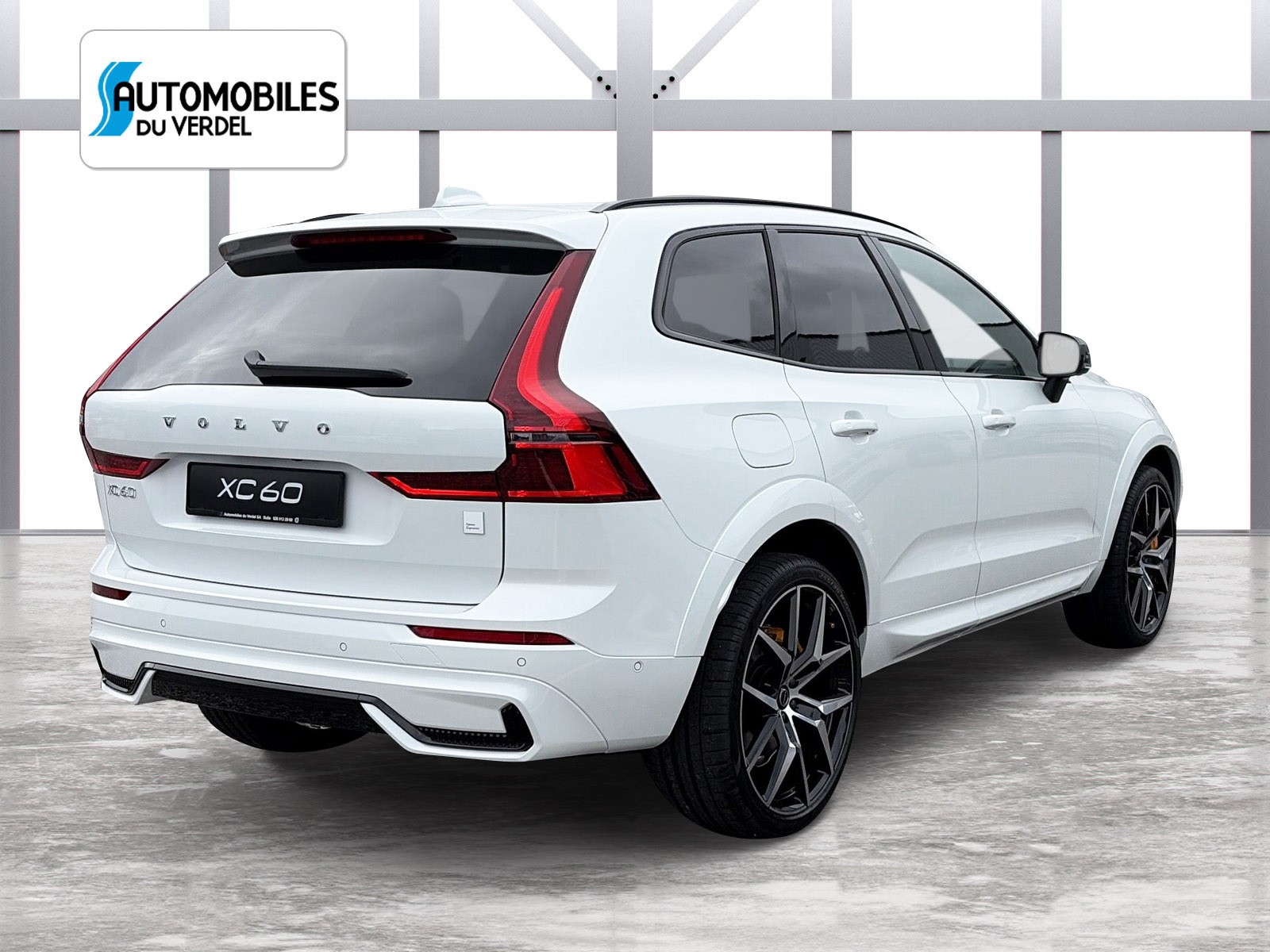 VOLVO XC60 2.0 T8 TE Polestar eAWD-image-4