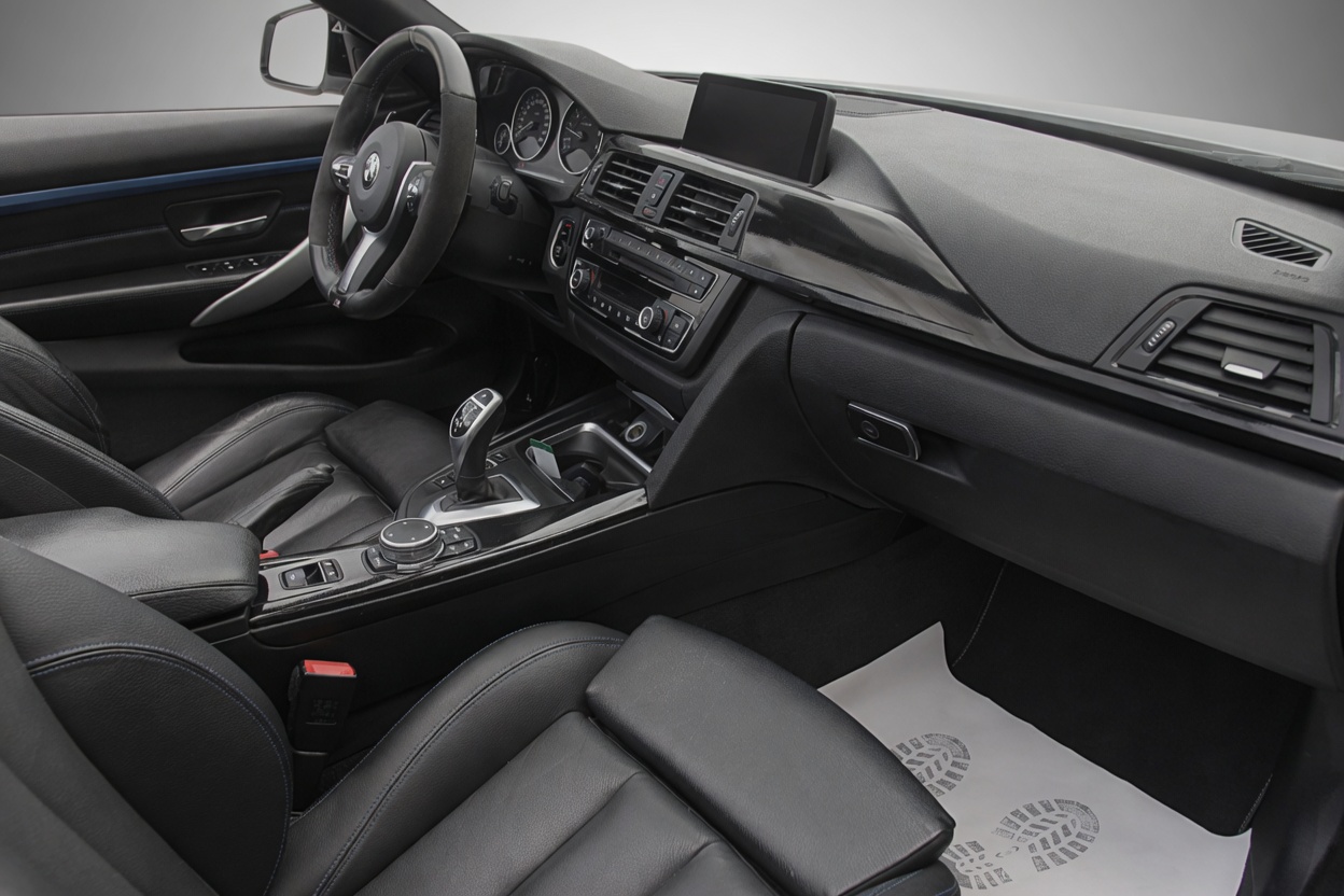 BMW 435i Cabriolet M Performance Steptronic-image-17