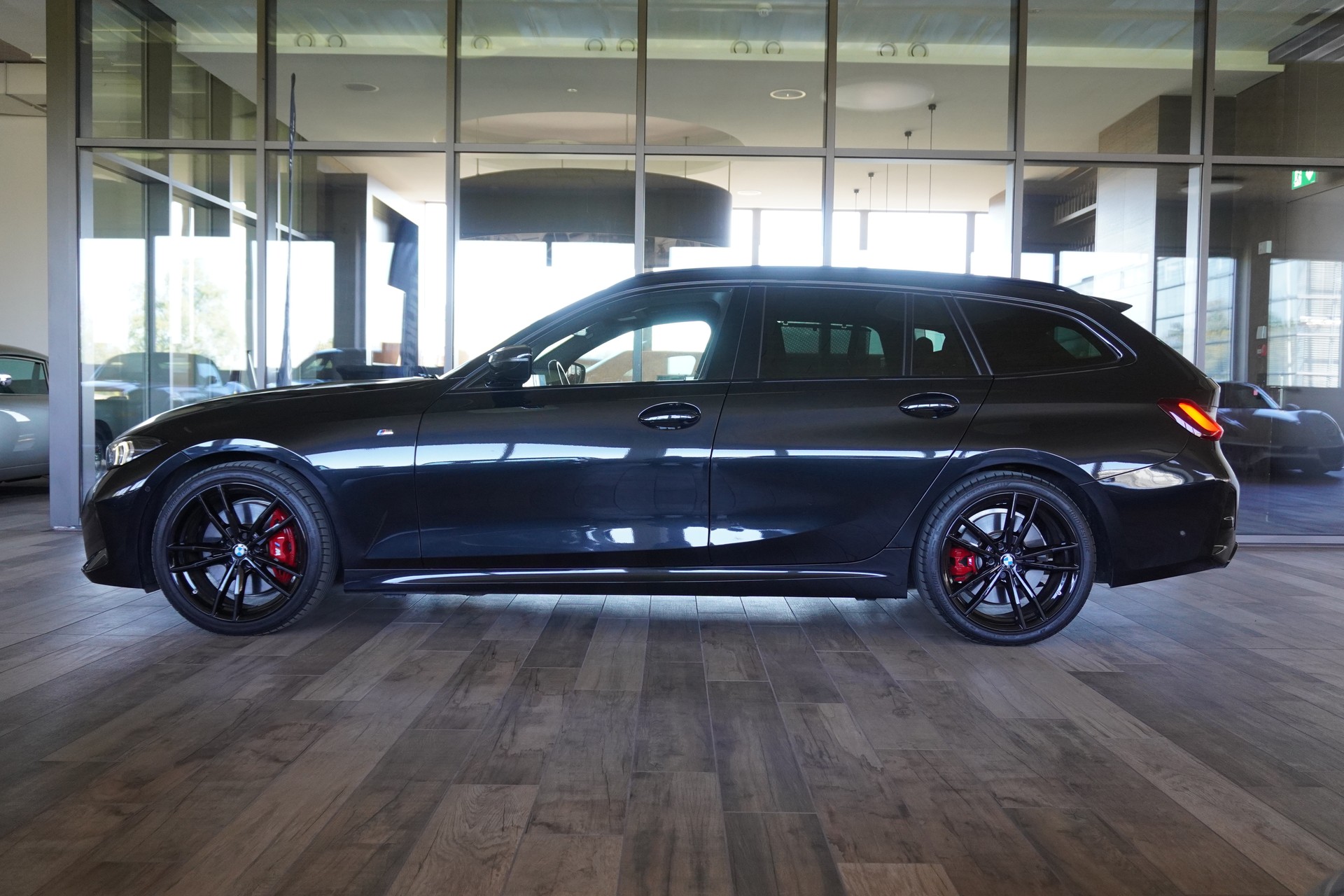BMW M340i xDrive 48V Touring Steptronic M Sport Pro-image-6