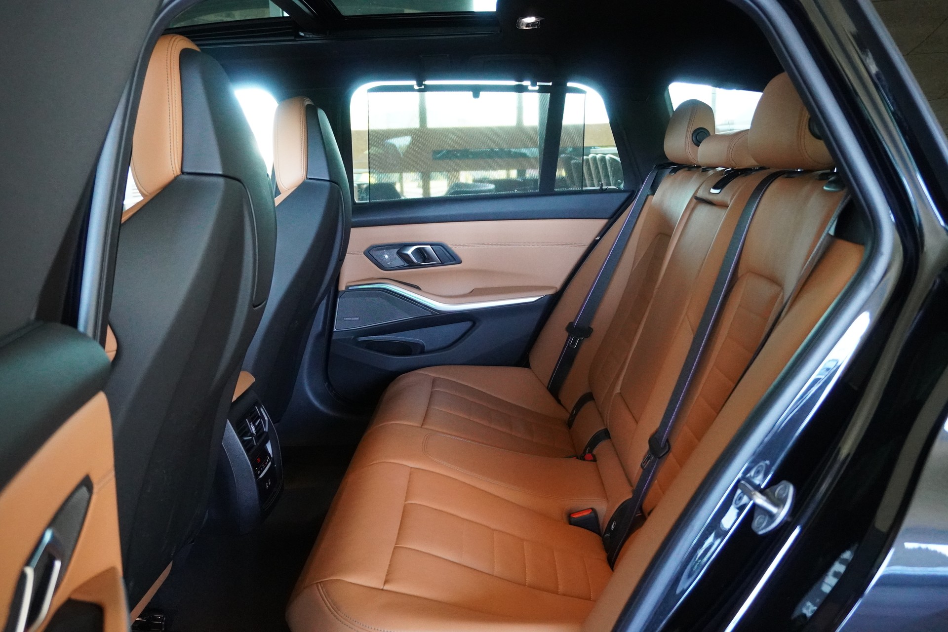 BMW M340i xDrive 48V Touring Steptronic M Sport Pro-image-9