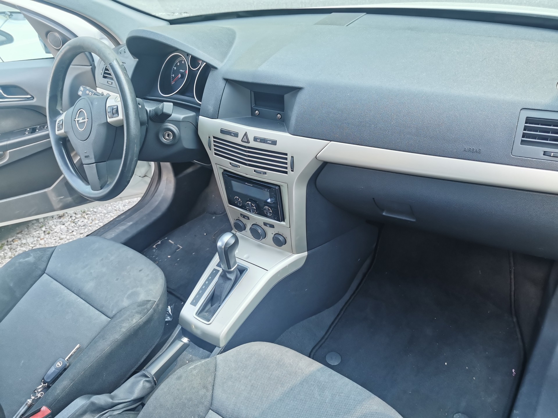 OPEL Astra H 18 R Automat-image-8