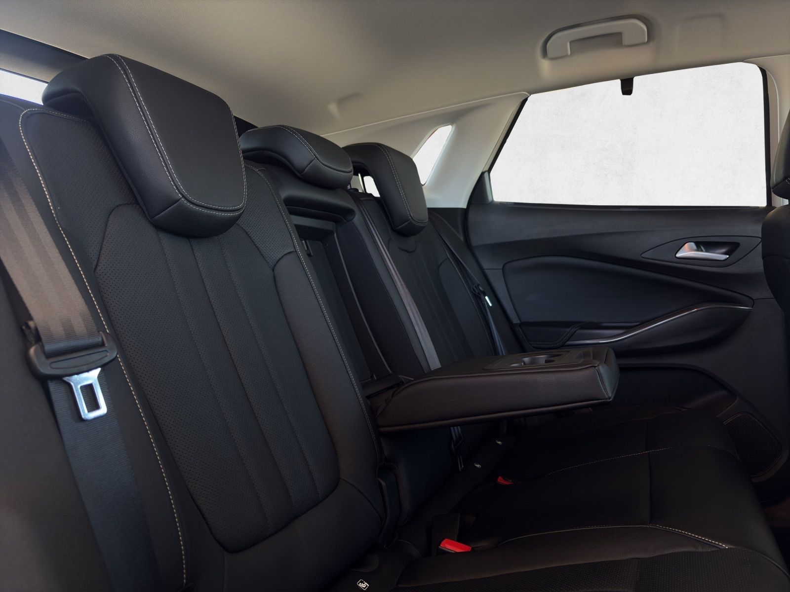 OPEL Grandland X 1.6 Hybrid4 Ultimate Automatik-image-17