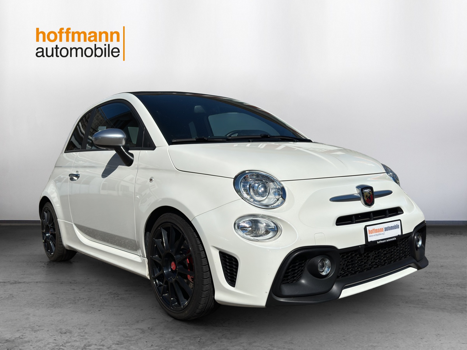 FIAT 695C 1.4 16V Turbo Abarth XSR Yamaha Dualogic-image-2