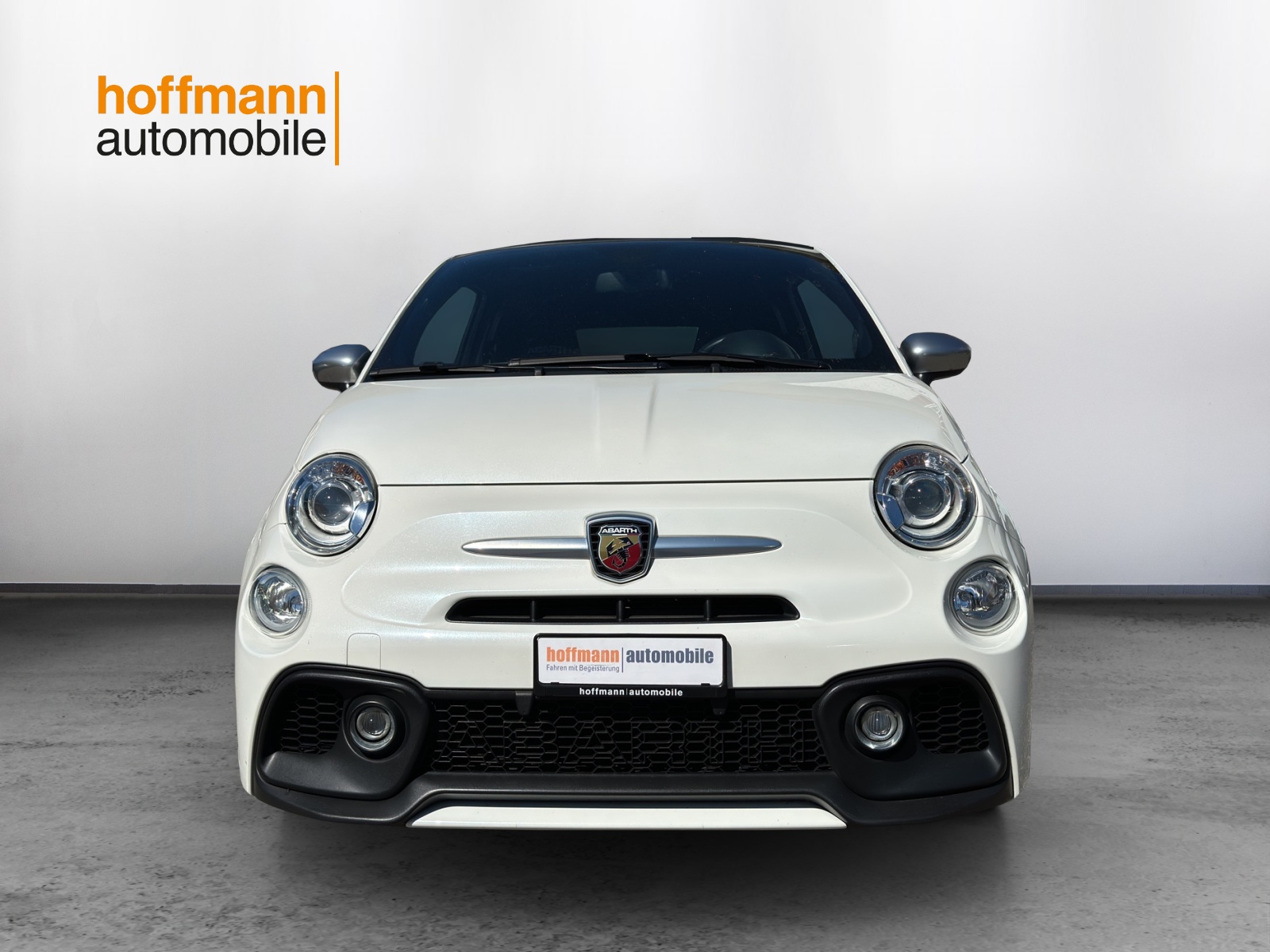 FIAT 695C 1.4 16V Turbo Abarth XSR Yamaha Dualogic-image-1